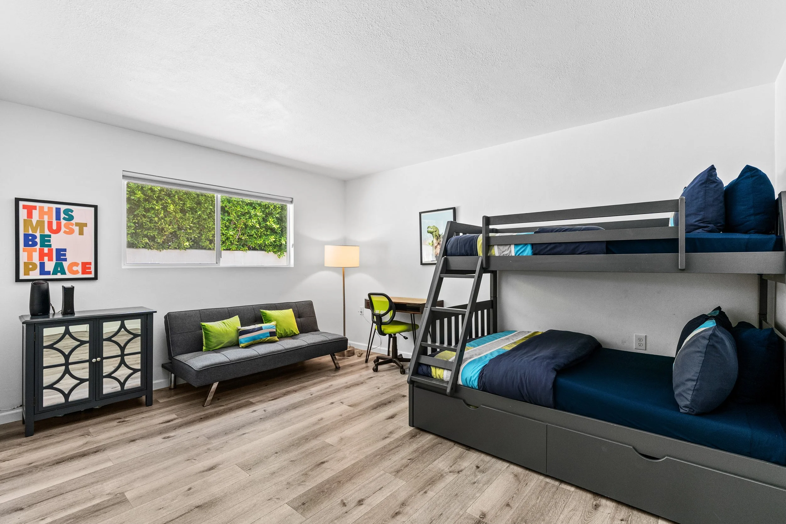 26-2775 N Girasol Ave-16.jpg