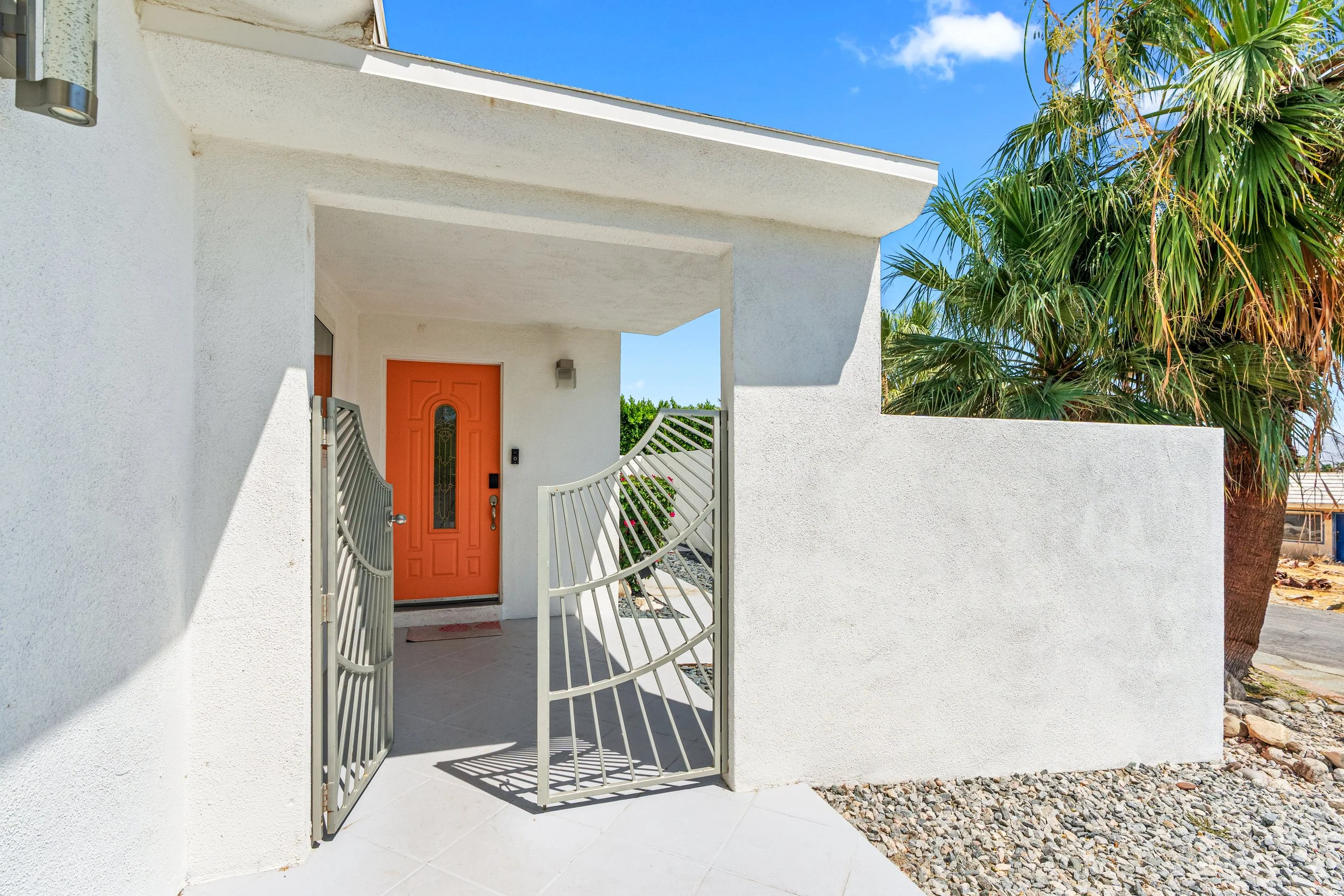 05-2775 N Girasol Ave-5.jpg