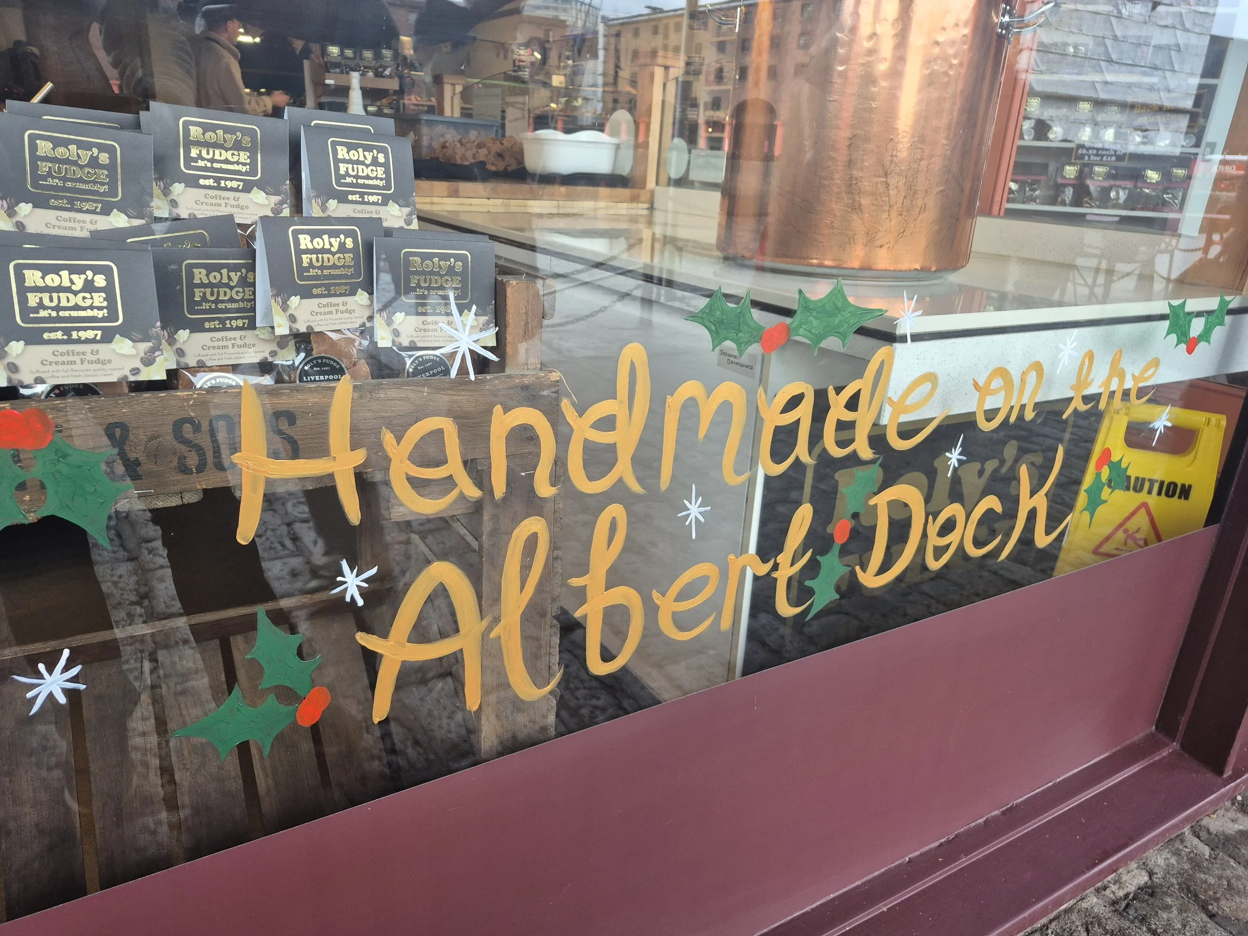 Roly's Fudge Pantry- Christmas Window