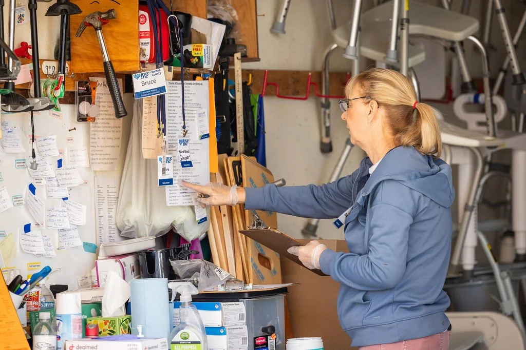 📣 Today's *Monday Moment* brought to you by.... The Med Shed crew! Raise your hand if you recognize these folks. They serve faithfully every Thursday (and many days in between) to bring durable medical equipment at no cost to people living in Benton