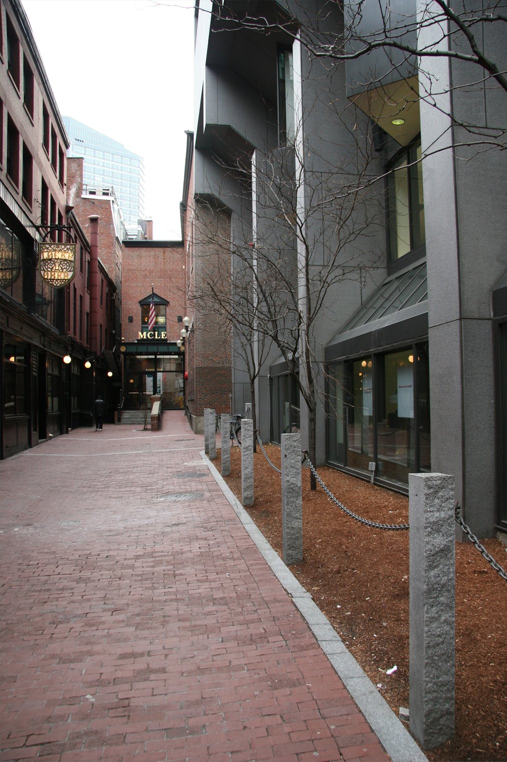 30_Winter_Alley3.jpg