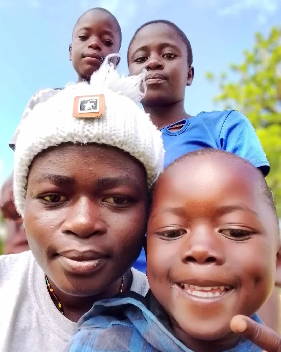  Anna, who finished 12th grade through hardship and ended up at one of our outreach facility under construction 