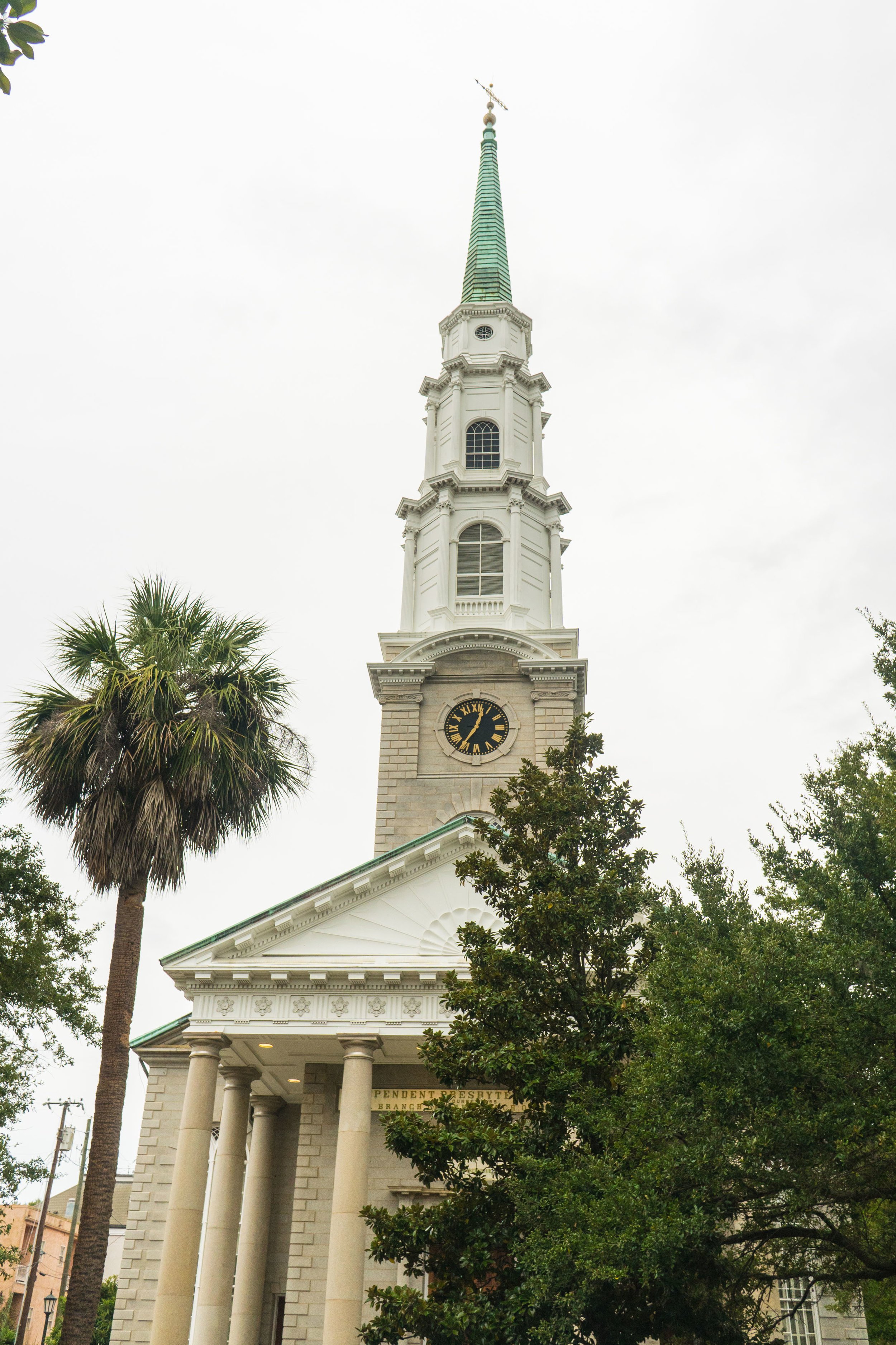  Another one of Savannah’s many pretty churches 