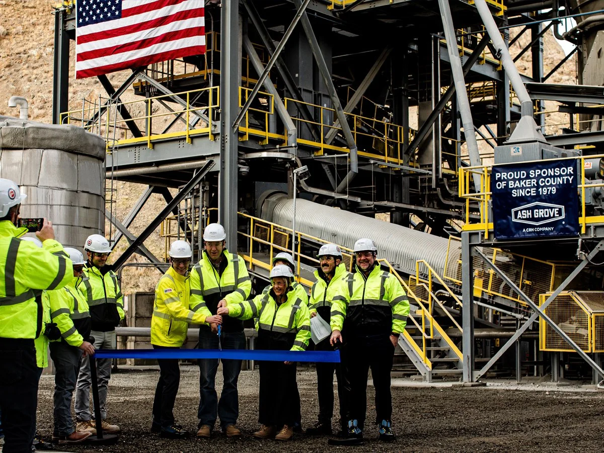 Ash Grove Celebrates Completion of New Finish Mill at its Durkee Plant, to Expand Production Capacity in Oregon