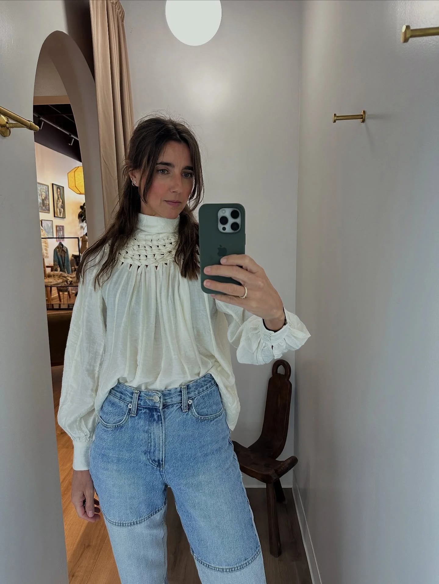For me, it&rsquo;s all about the details : hand-woven neckline, slightly sheer fabric &amp; balloon shape sleeve that makes this blouse extremely versatile day to night. 
.
.
.
.
.
#atlantapersonalstylist #wardrobetherapy #atlantapersonalshopper #cur