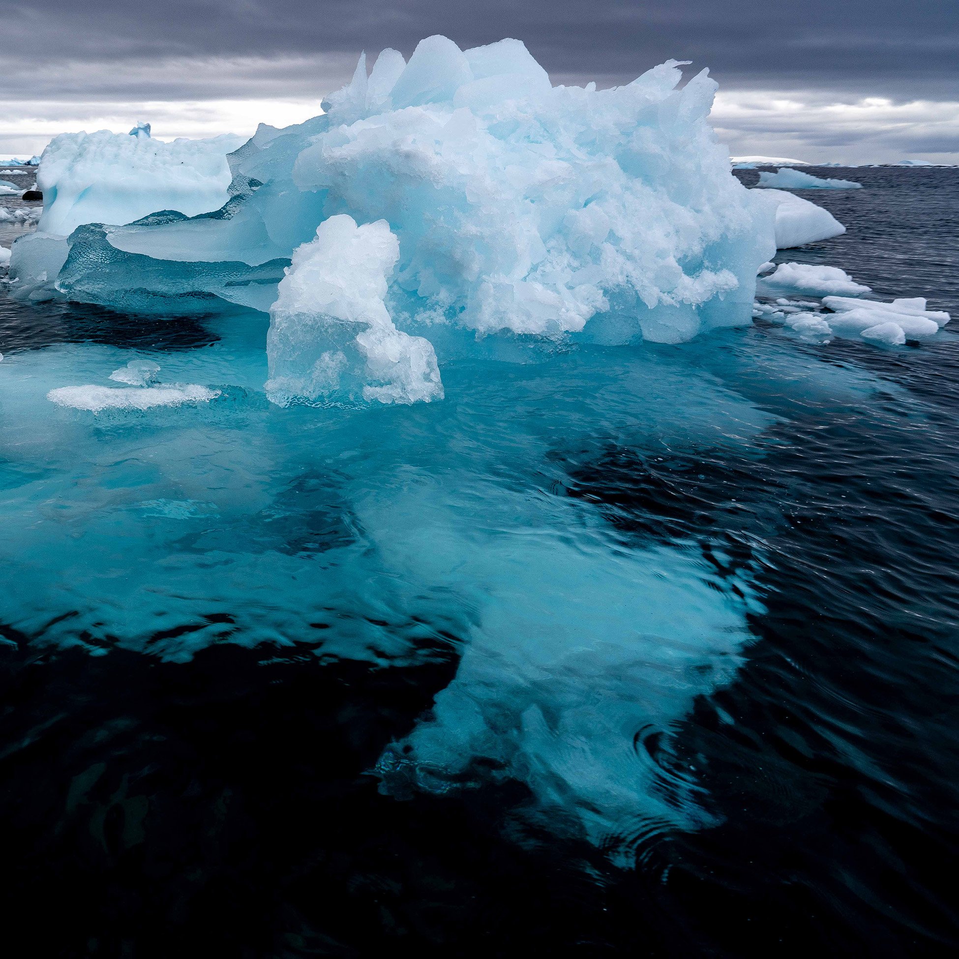Gordian_Raacke_Iceberg_Antarctica.jpg