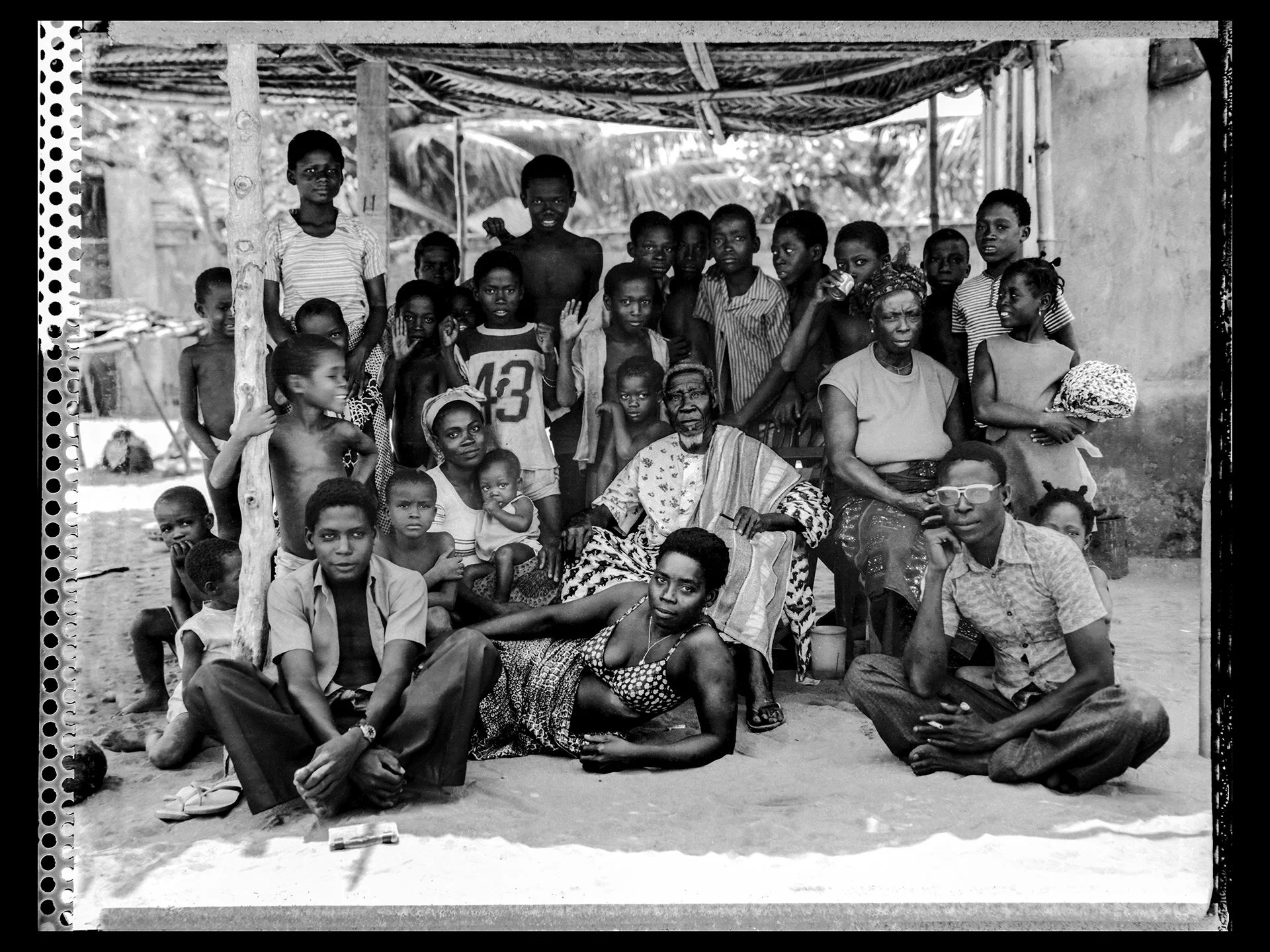 Gordian_Raacke_HealerFamily-Togo.jpg