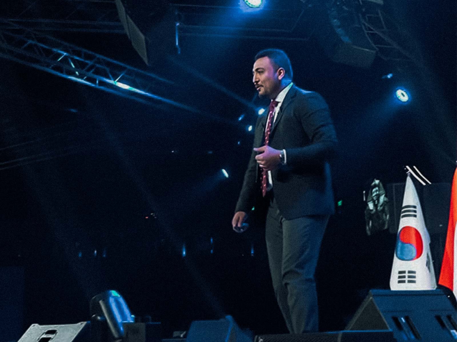 mohamed_elashry_galeria.jpg