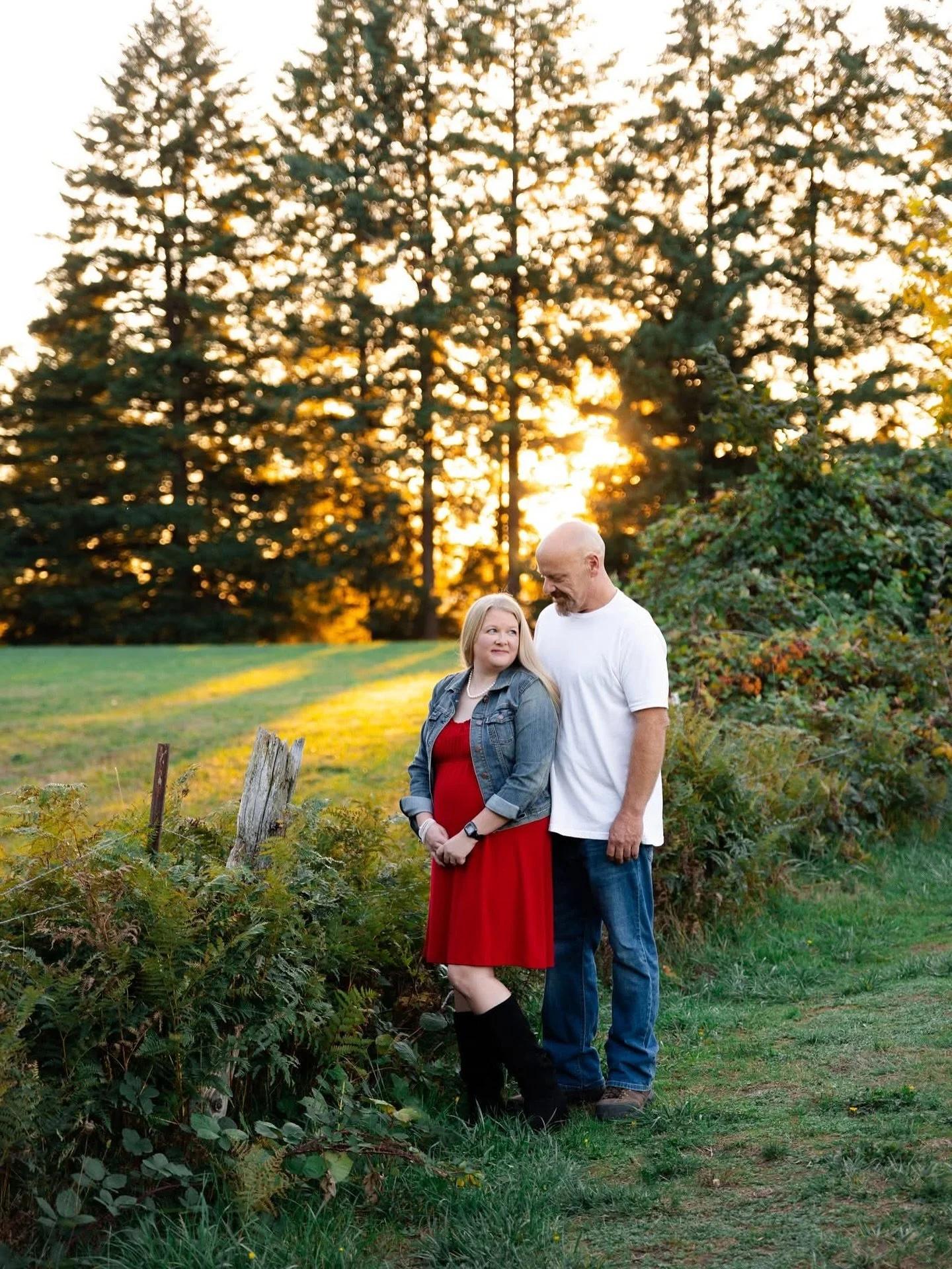✨ Sneak peek ✨
I absolutely loved this family session! I&rsquo;ve had the joy of photographing this sweet family for years, and every time just gets better. The light was amazing and these smiles say it all.
Can&rsquo;t wait to share more from this b