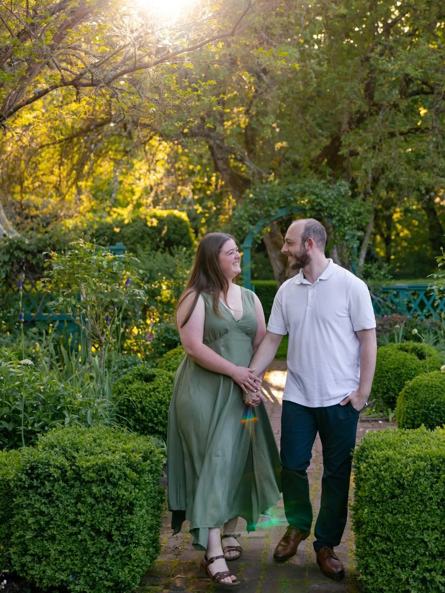 Spent the evening with these two for their engagement session and it was such a beautiful reminder that love doesn&rsquo;t have to be loud to be deeply felt. 🤍
They&rsquo;re both teachers, and together they have such a calm, grounded connection that