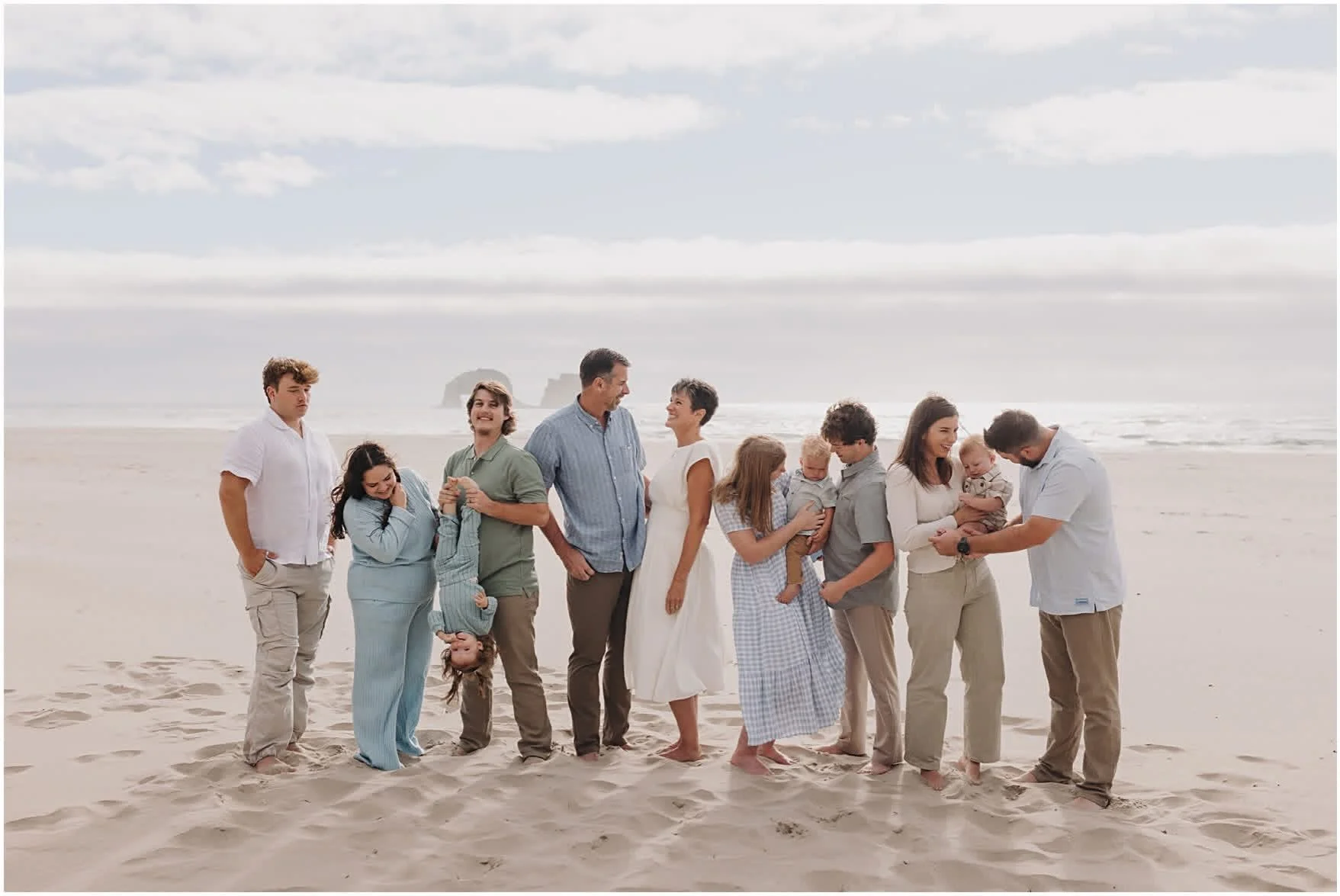 There&rsquo;s something extra special about getting everyone together. ❤️
It&rsquo;s not very often you get all of your adult kids in one place at the same time, so when it happens, you make the most of it, and what better place than the beach? 🌊
Th