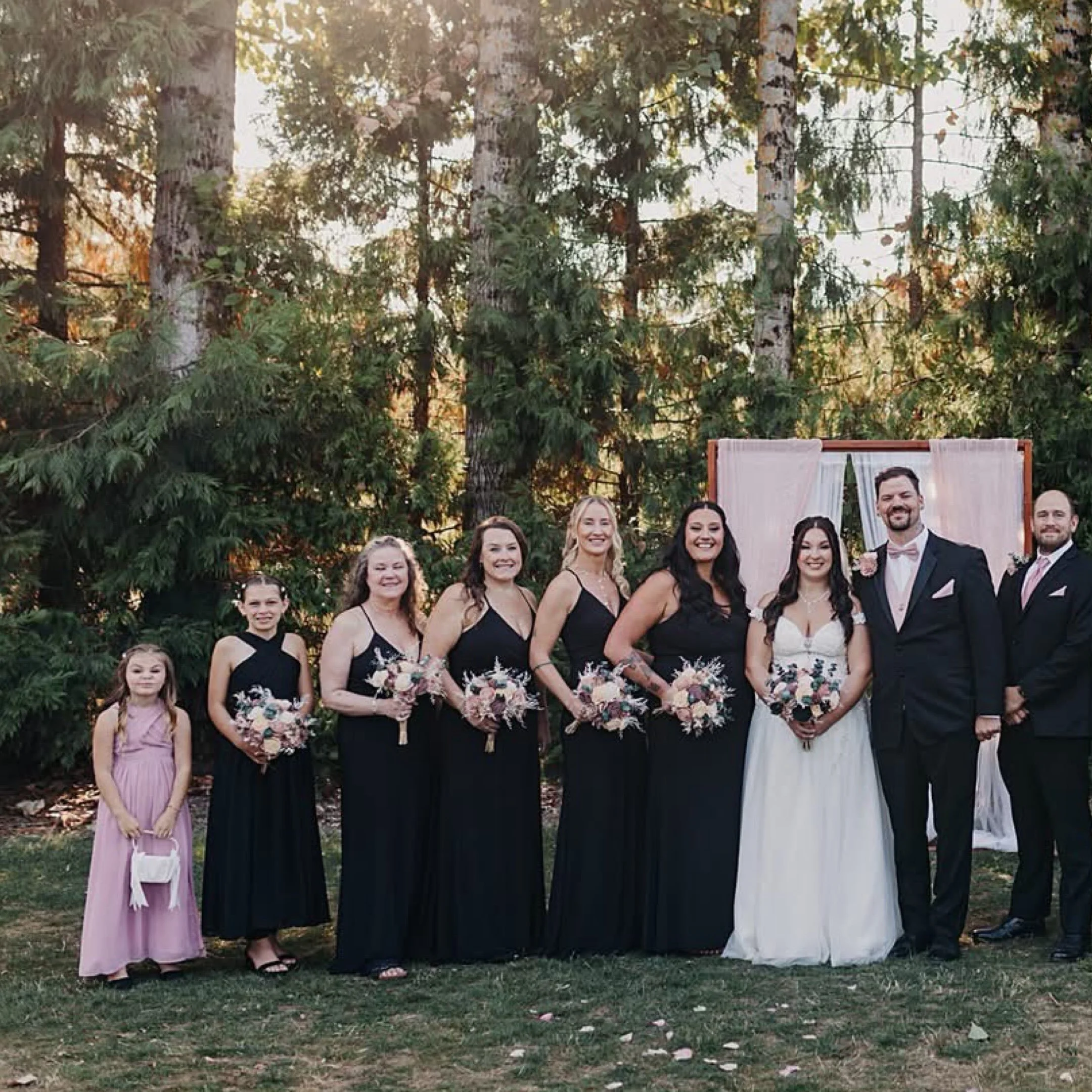 ✨ A beautiful wedding at Green Villa Barn! ✨
What a wonderful day celebrating this beautiful couple, Stacey + Aaron! ❤️ Their wedding at Green Villa Barn was filled with so much love, laughter, and happiness.
They were surrounded by a loving family a