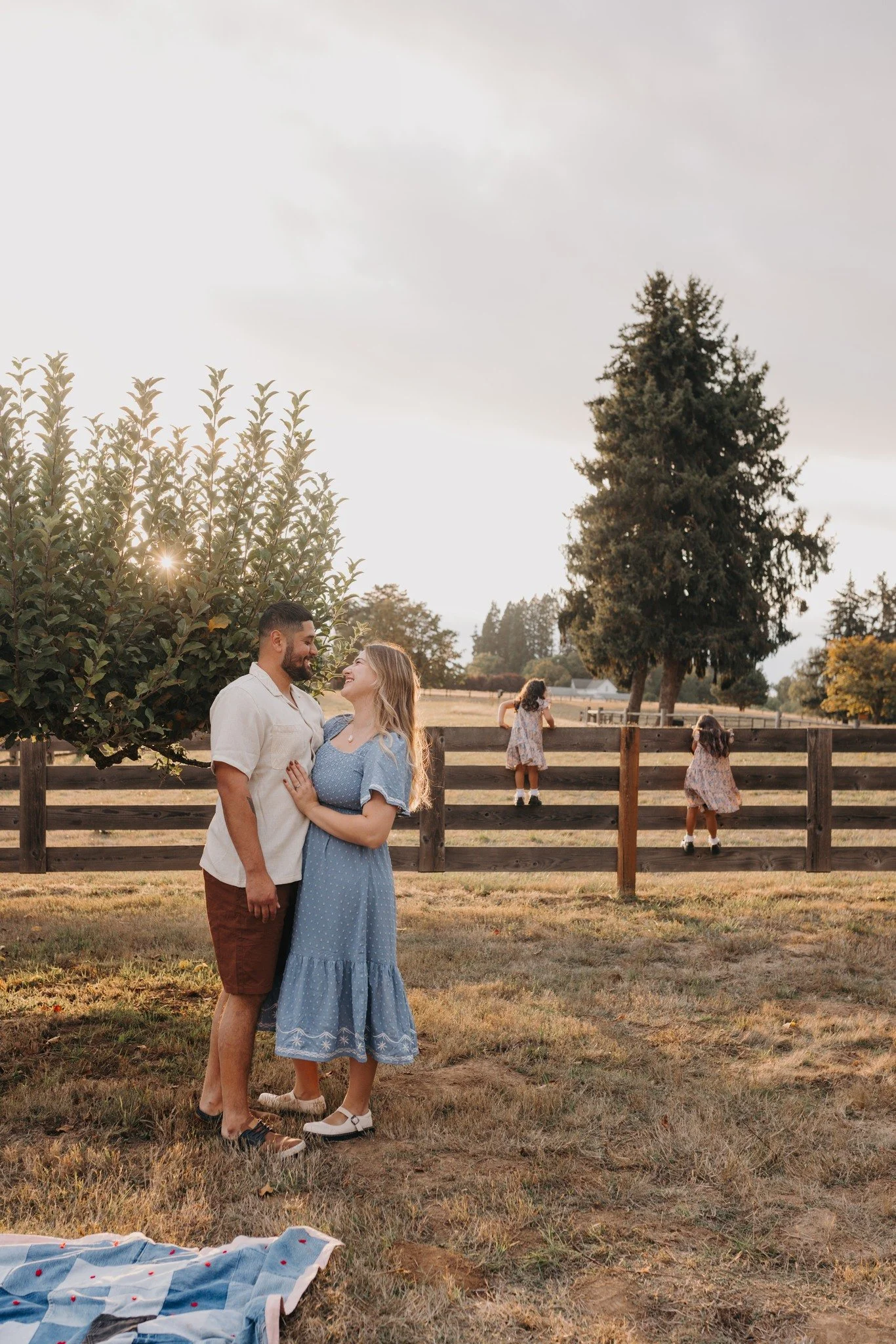 📸 Family Field Session
These two adorable girls, their mom and dad, and ALL the sweet family moments in between. 🥰
I&rsquo;ve had the absolute honor of photographing this family through so many of their big milestones&mdash;and I love that I get to