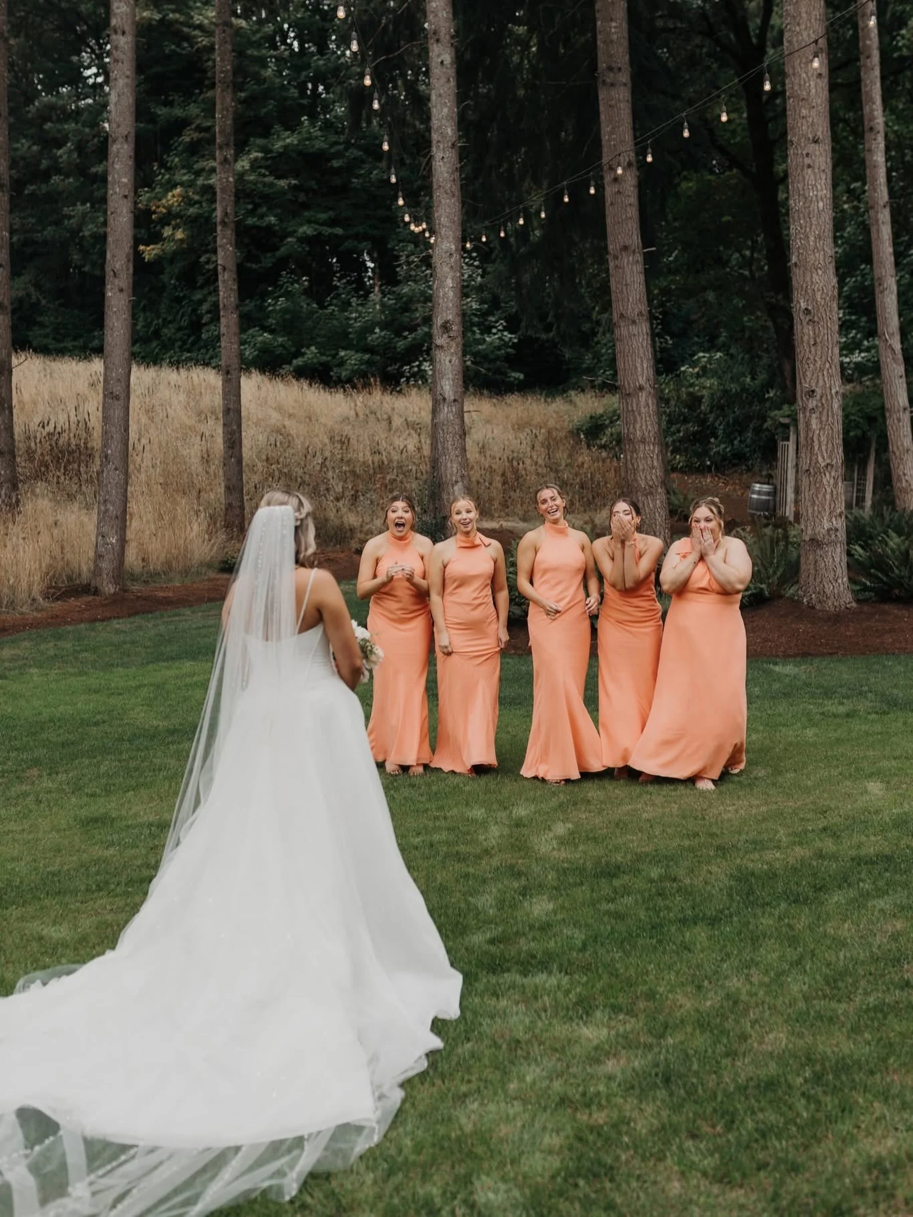 I absolutely adore first looks with bridesmaids and the bride! 
💍 Just a Little Wedding Sneak Peek&hellip;
I couldn&rsquo;t wait to share a tiny peek from this beautiful day! 🥹✨
So much love, so many happy tears, and SO many moments that made me sm