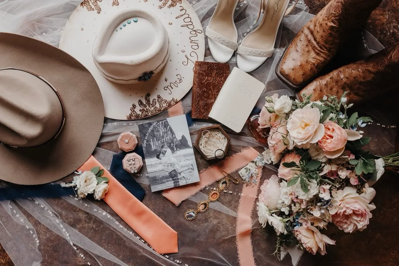 💍 Just a Little Wedding Sneak Peek&hellip;
I couldn&rsquo;t wait to share a tiny peek from this beautiful day! 🥹✨
So much love, so many happy tears, and SO many moments that made me smile behind the camera.

These are just a few of the first images
