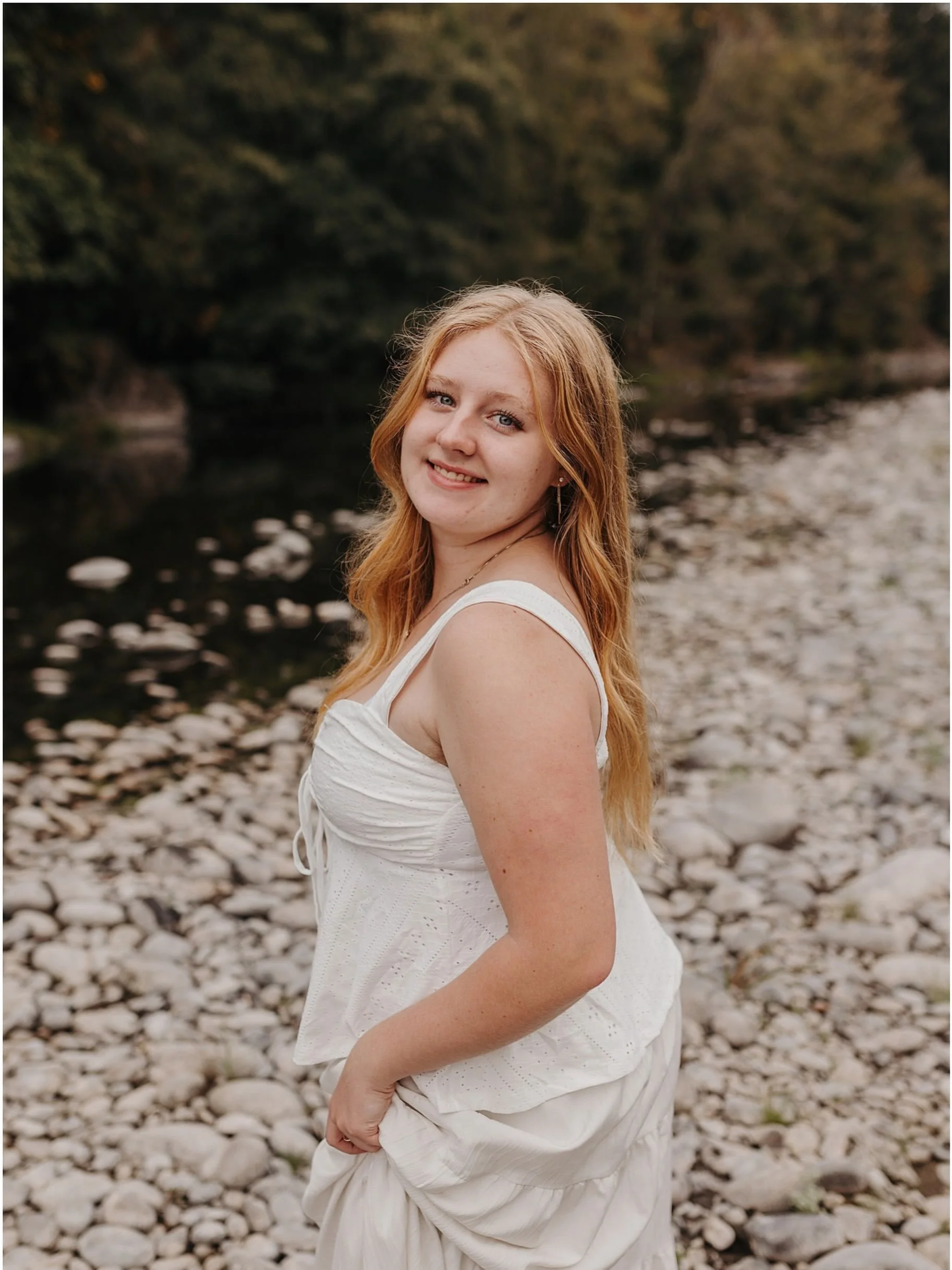✨ SENIOR SESSION SNEAK PEEK ✨
A little peek at this gorgeous senior session! There&rsquo;s something so special about this season of life. New adventures, big dreams, and a whole lot of personality to capture. 🤍📸
If you&rsquo;re thinking about book