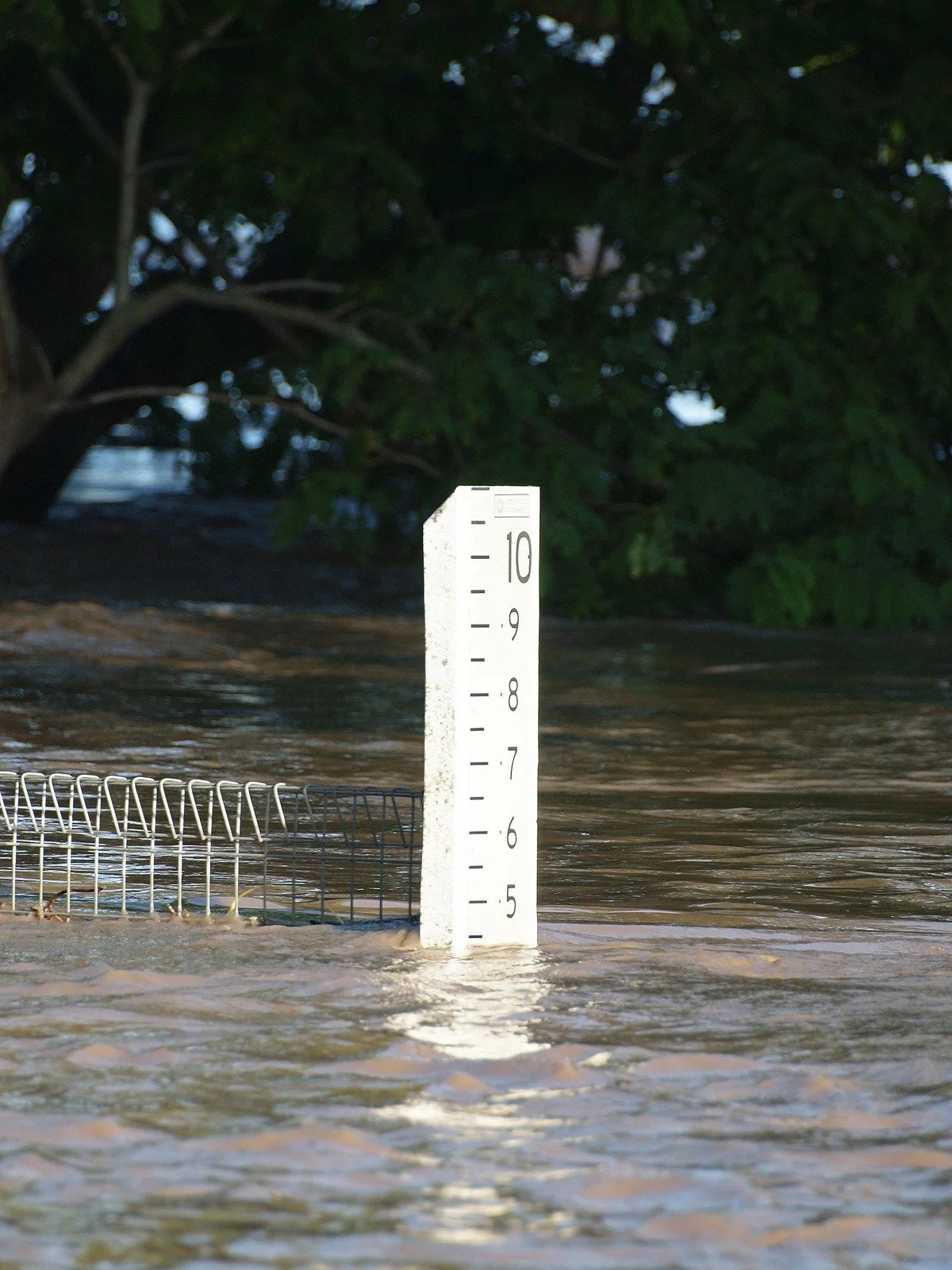 Sea level rise and emissions make floods more frequent
