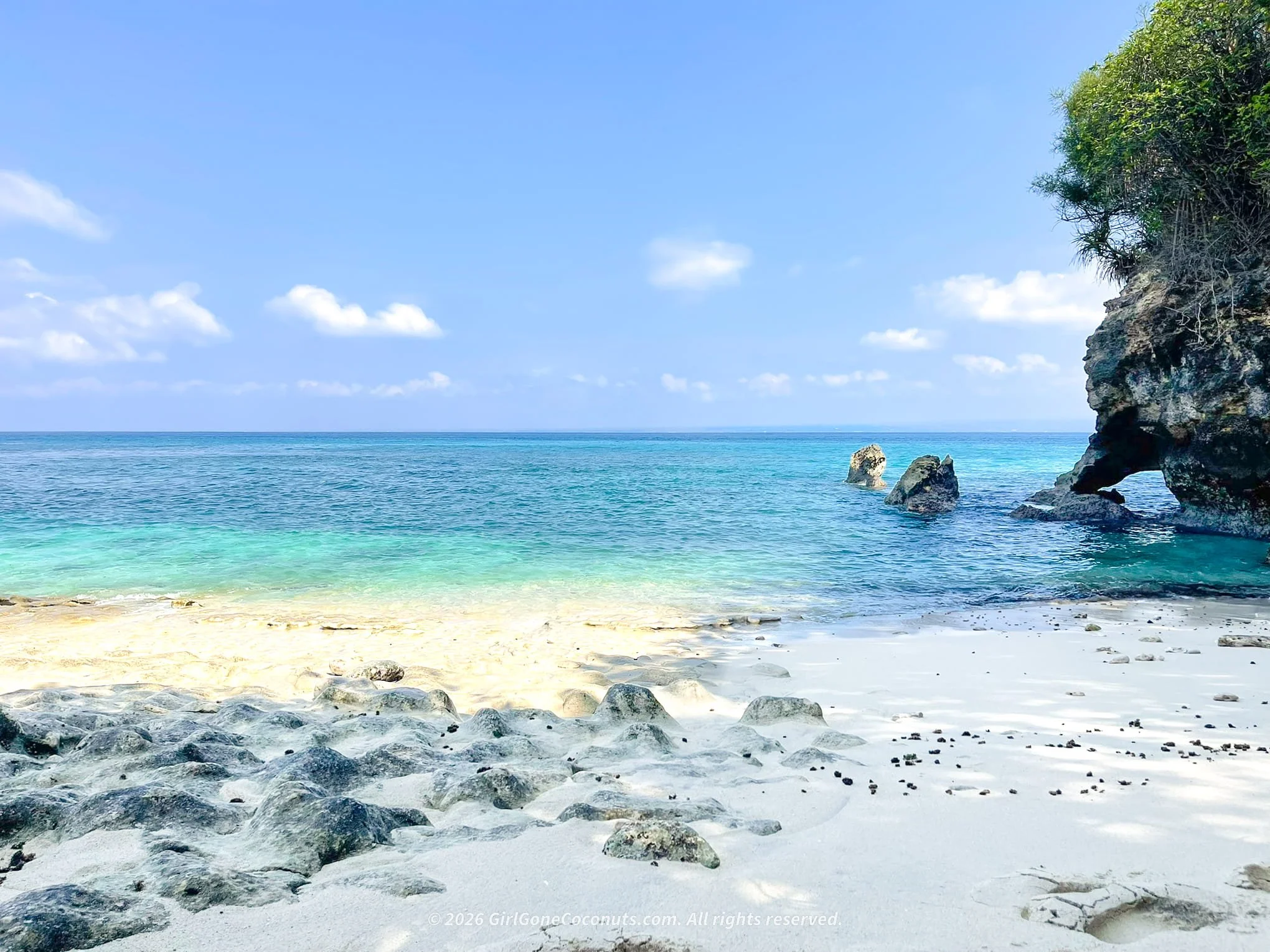 A view of one of the best beaches in Nusa Lembongan: Hidden Beach.