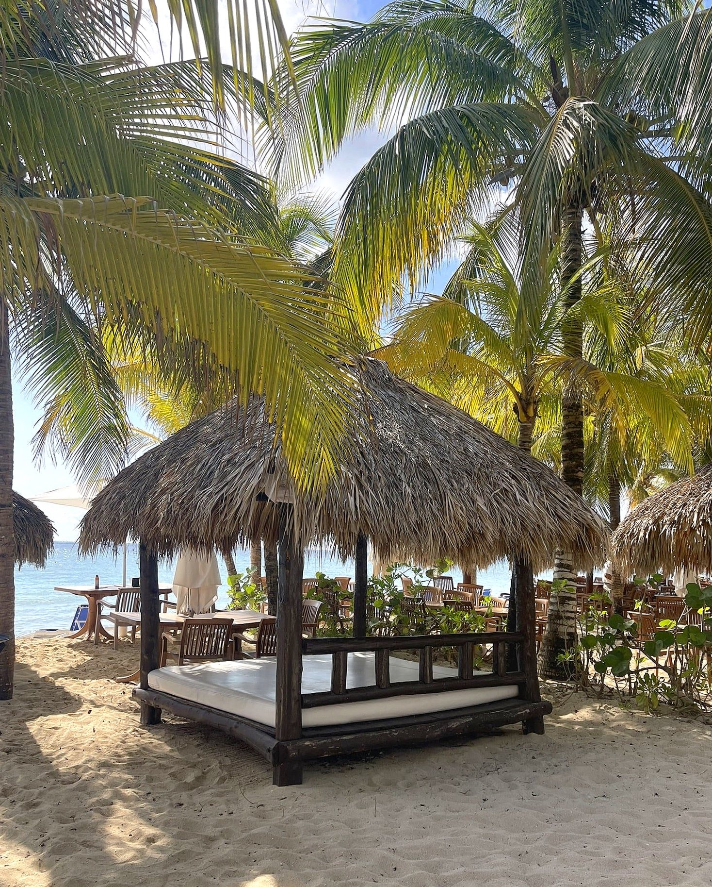 bungalow-Best-Beach-Clubs-in-Cozumel-Mexico
