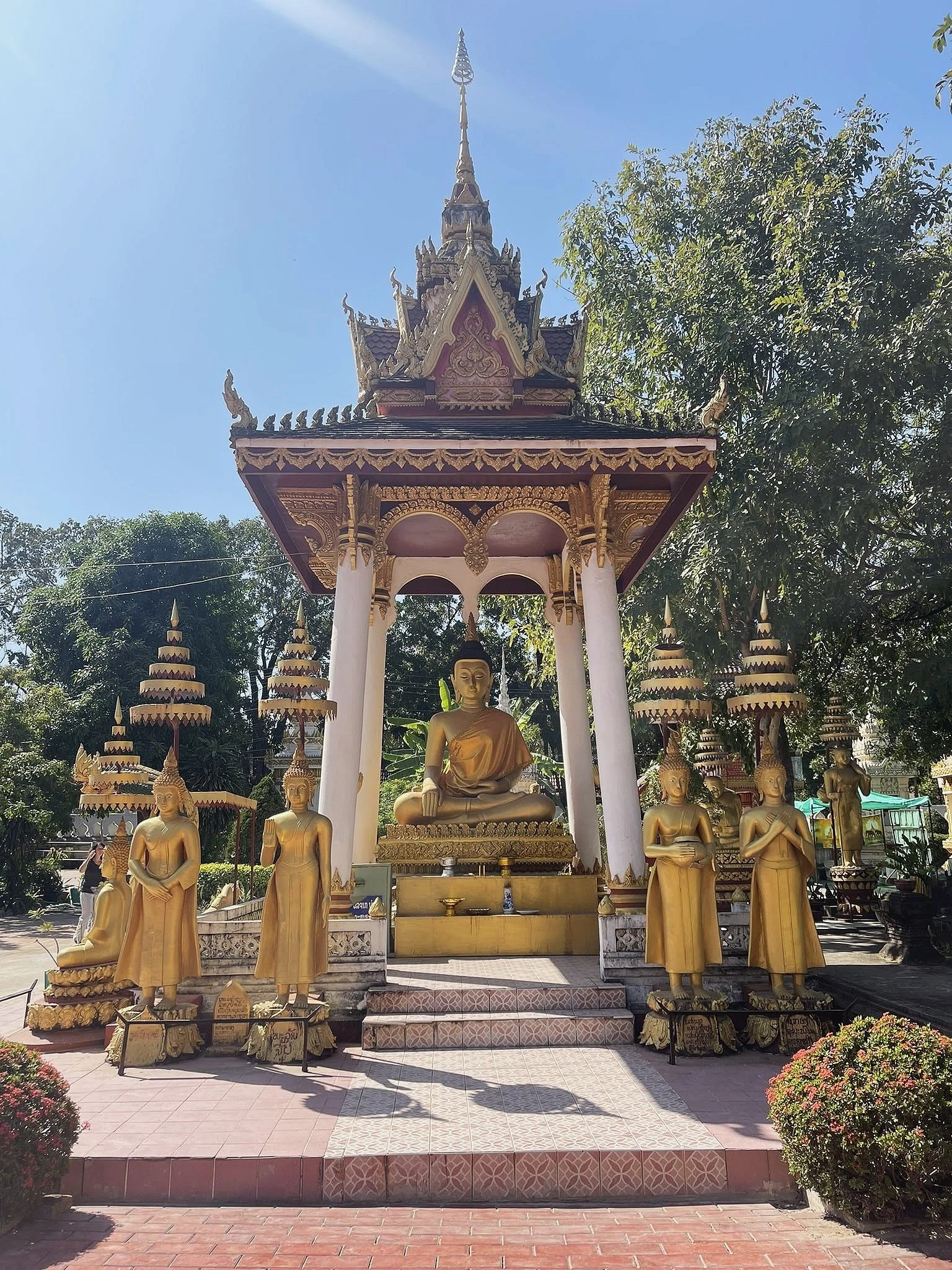 Buddha-One-Day-in-Vientiane