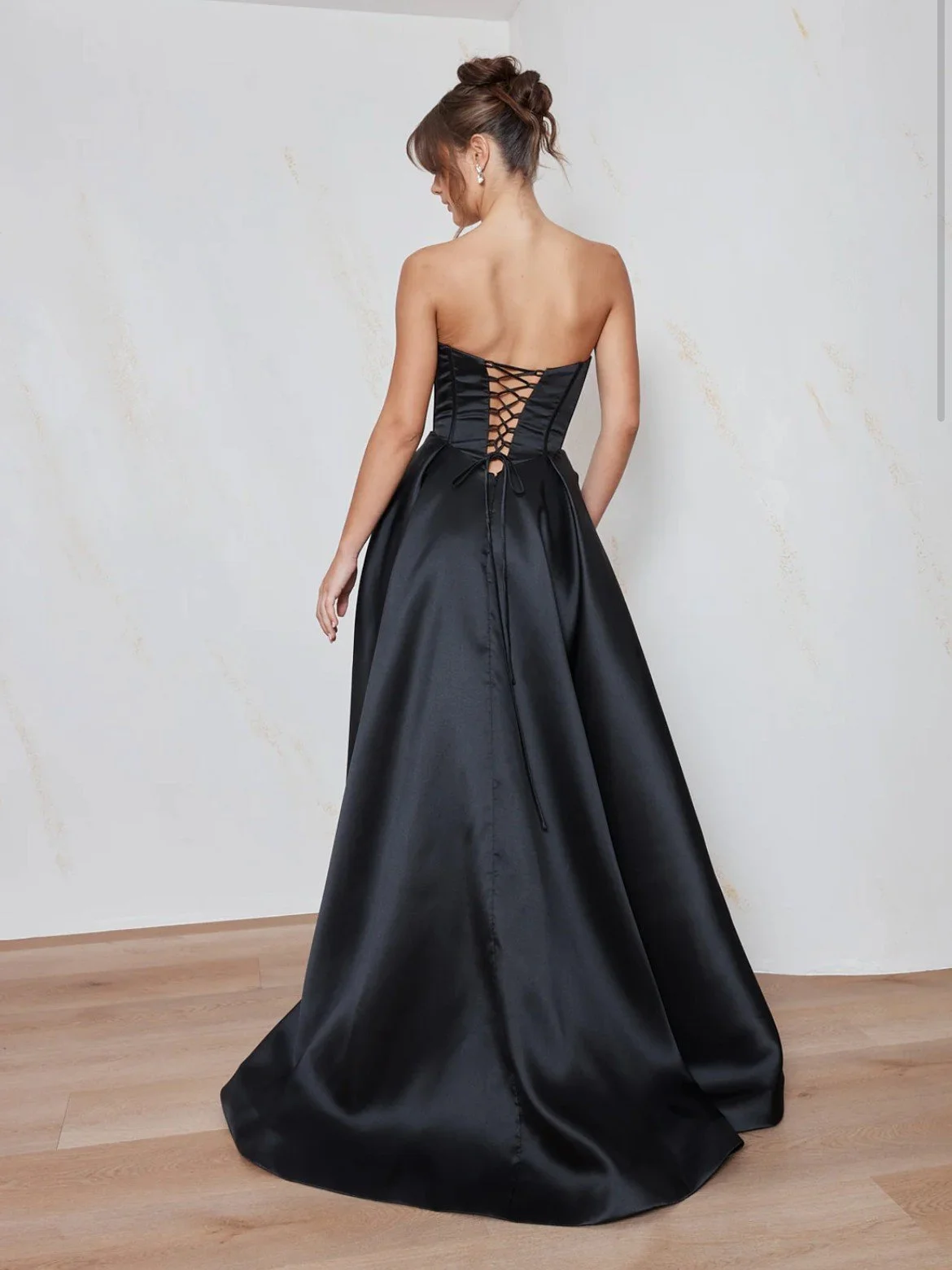 Black wedding Dress Della.jpg
