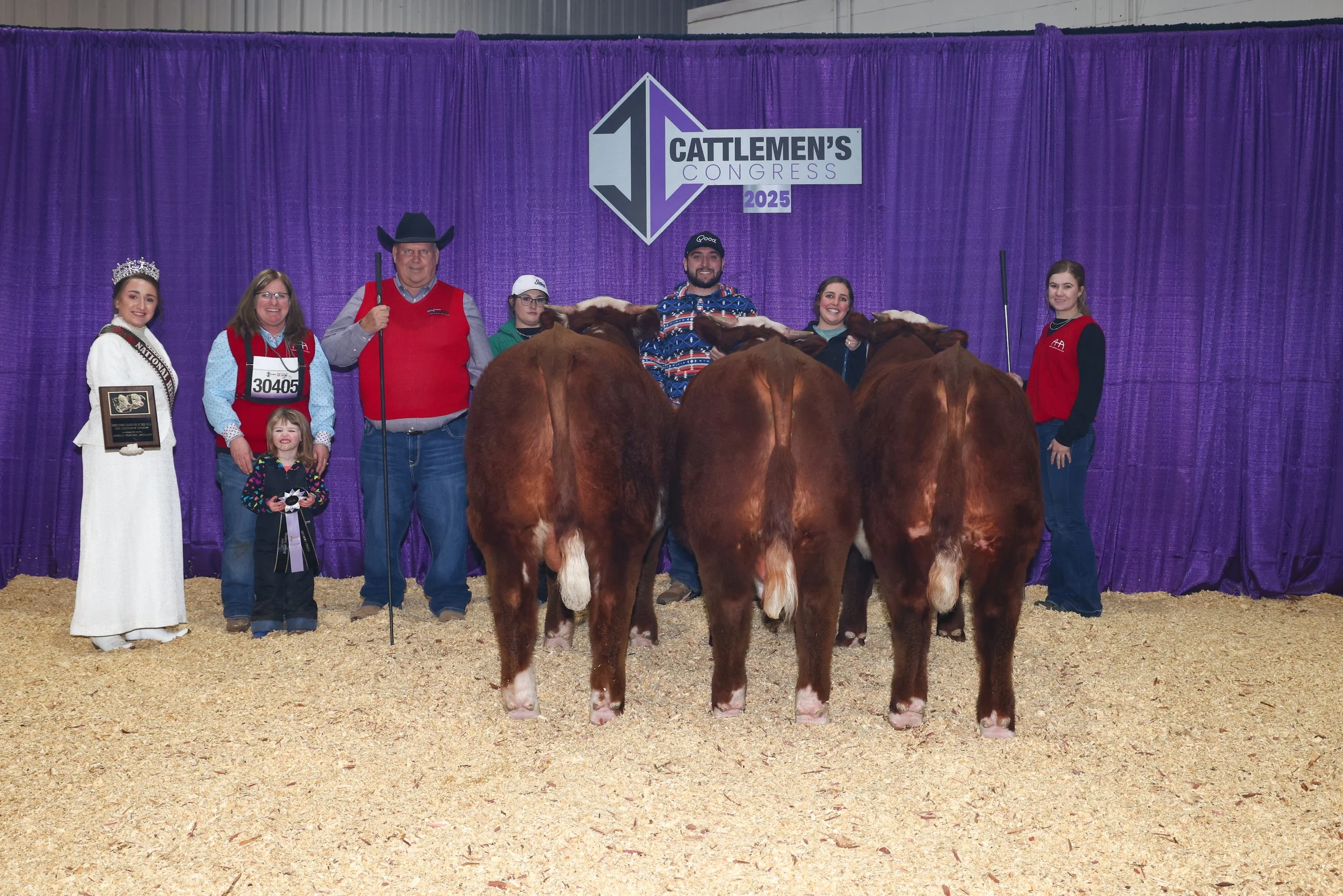 Reserve Champion Spring Bull Calf Pen of 3
Sired by Quentin G032 and Genesis 1202