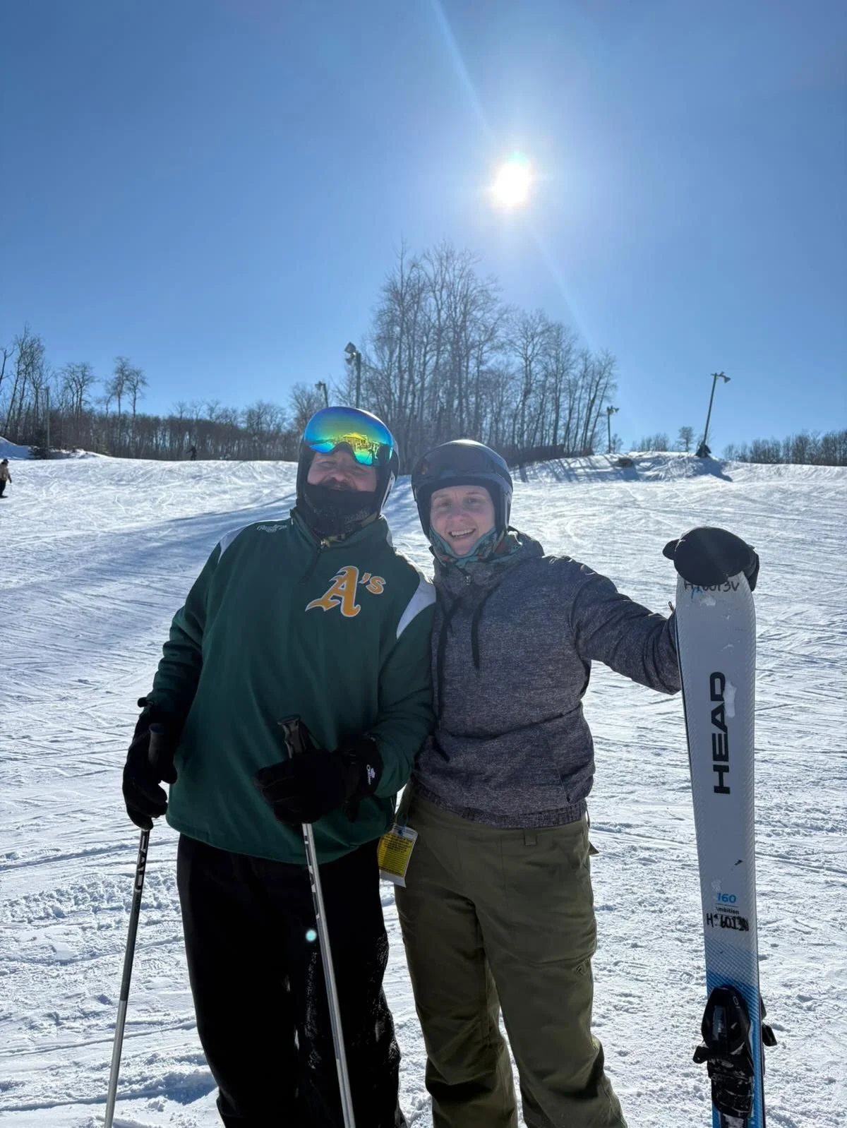 This past Saturday will go down for me as a new core memory!! 🧠 
This Saturday I learned to ski- again!!
March 2019 I went on a family trip to Canmore thinking I would just &ldquo;try skiing&rdquo;&hellip;. How hard could it be?!?
Well long story sh