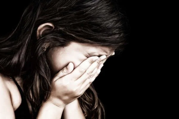 10881-child-abuse-trauma-lg.jpg