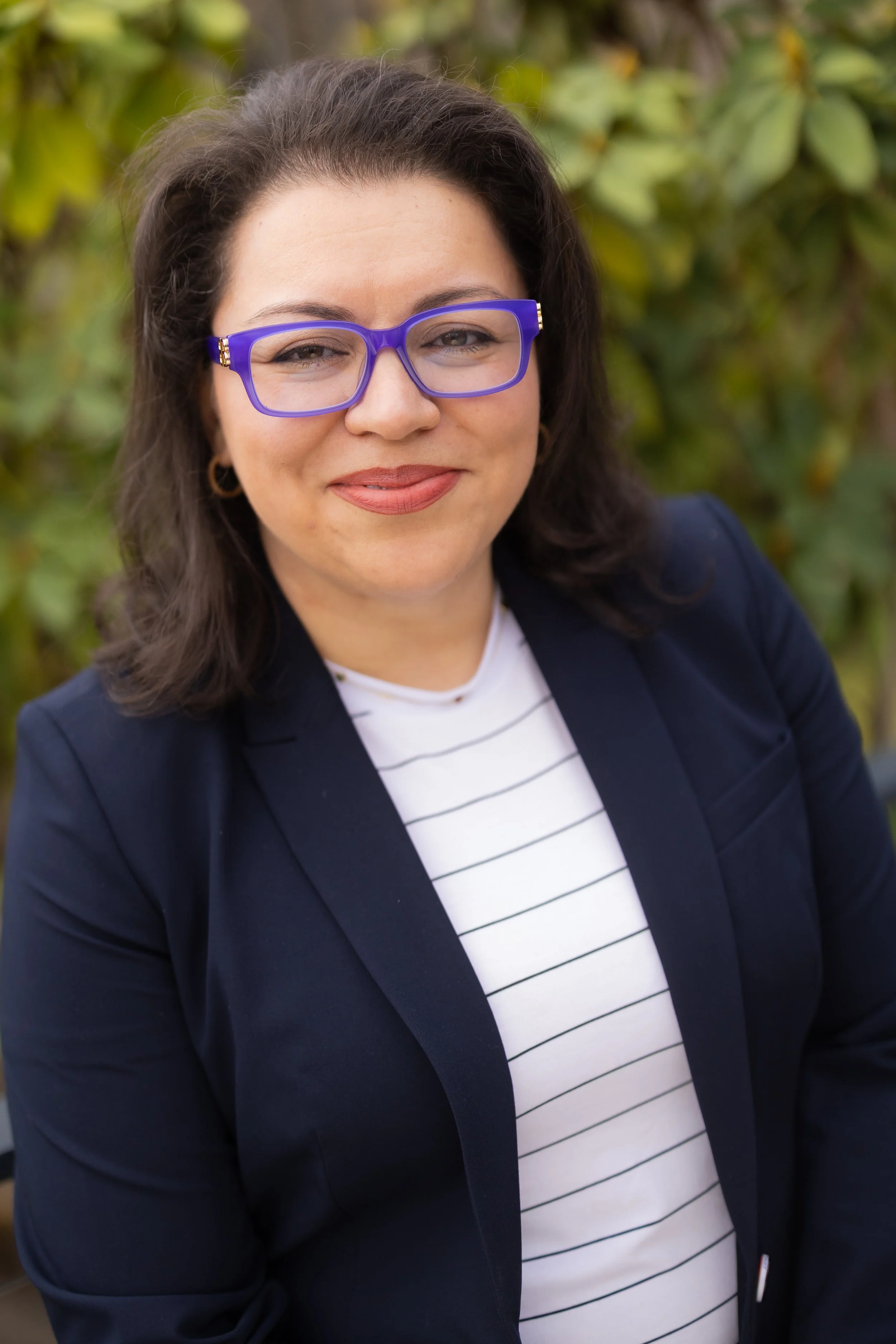 Support for life transitions in Bellevue including relocation, loss, and new roles.