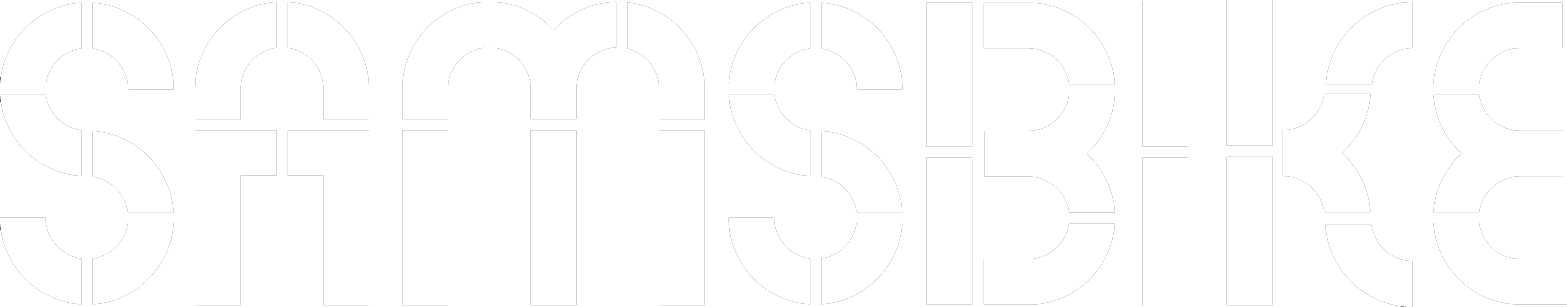 Logo du texte "SAMSBIKE" en blanc sur fond noir, utilisant une police géométrique.