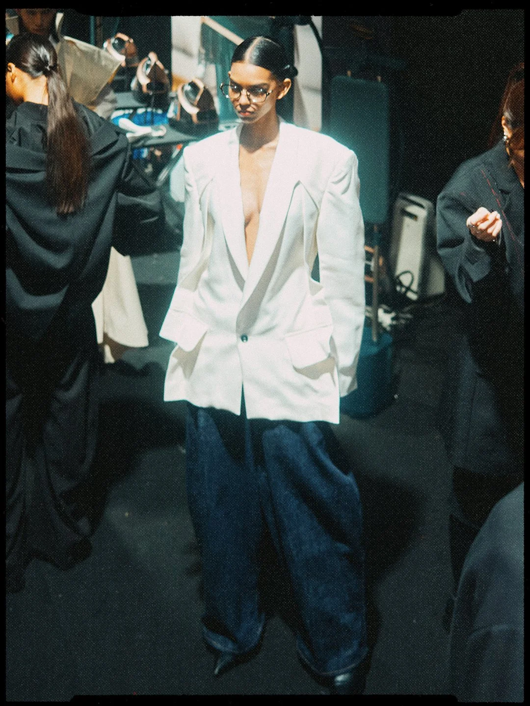 HJ-KLFW-BTS-7-Thaniescha.jpg