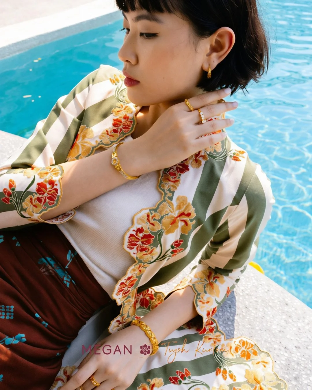 TUJUH-KUNTOM-X-MELANIE-B.jpg