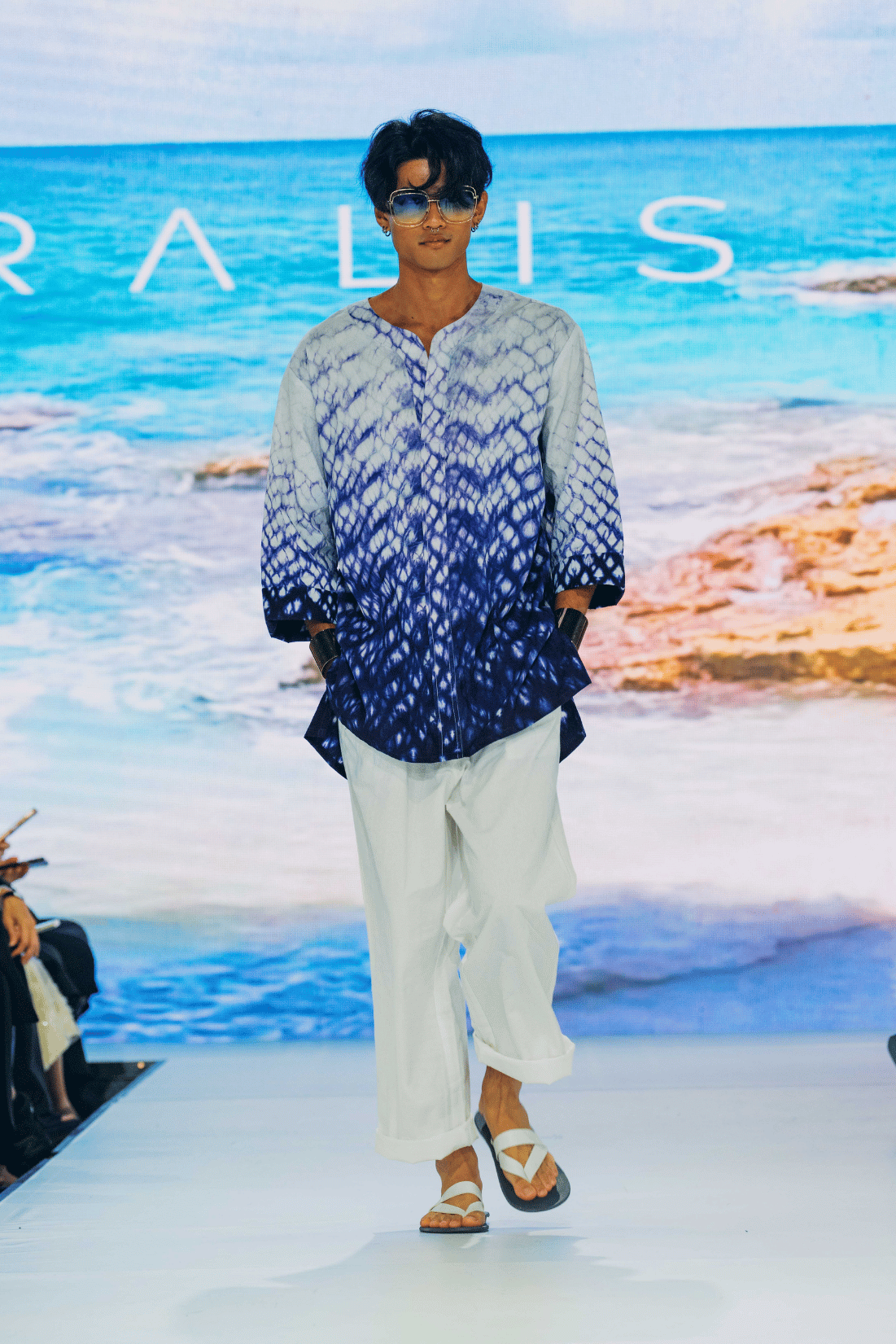 6A-KLFW 2026-LAGUNA SYDNEY x DYLLON-14.png