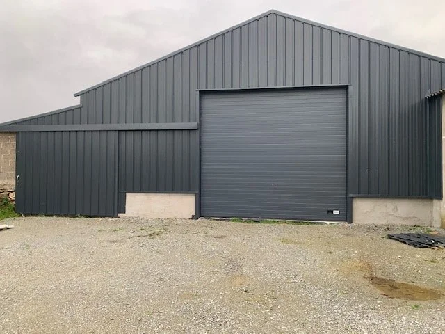 Secteur PLOERMEL- JOSSELIN, entrepôt de stockage 480 m² environ. Réf LA 169