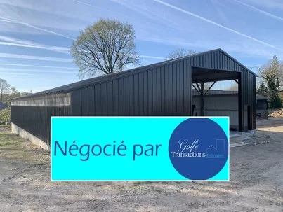 Secteur sud-PLOERMEL, entrepôt de stockage 300 m² environ. Réf LA 161