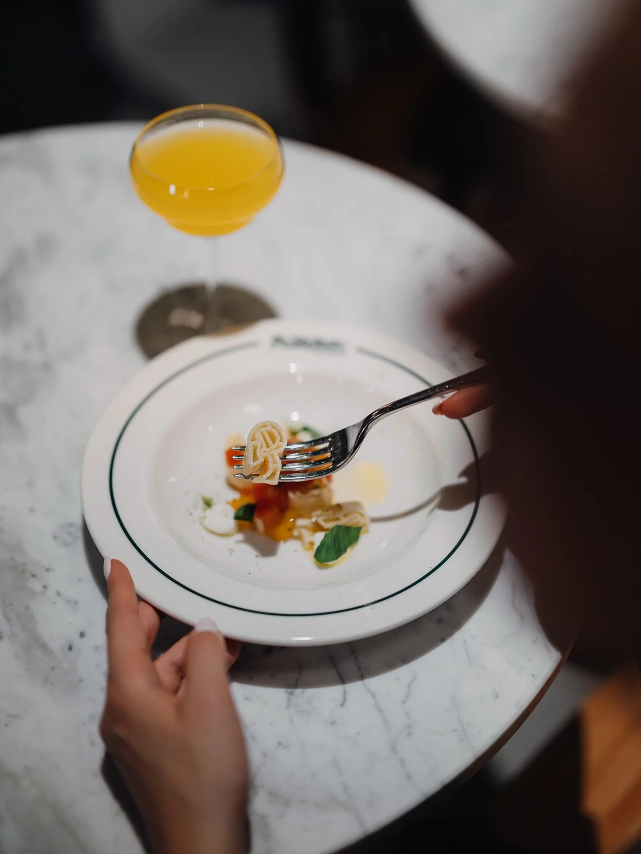 Fork in one hand, cocktail in the other.
@pastificiodapietro and @popup.como turned up the heat for Como Lake Cocktail Week with fresh pasta, creative drinks, and that unmistakable Italian energy.
A true Italian flavor!
#CLCW #CLCW25 #ComoLakeCockt