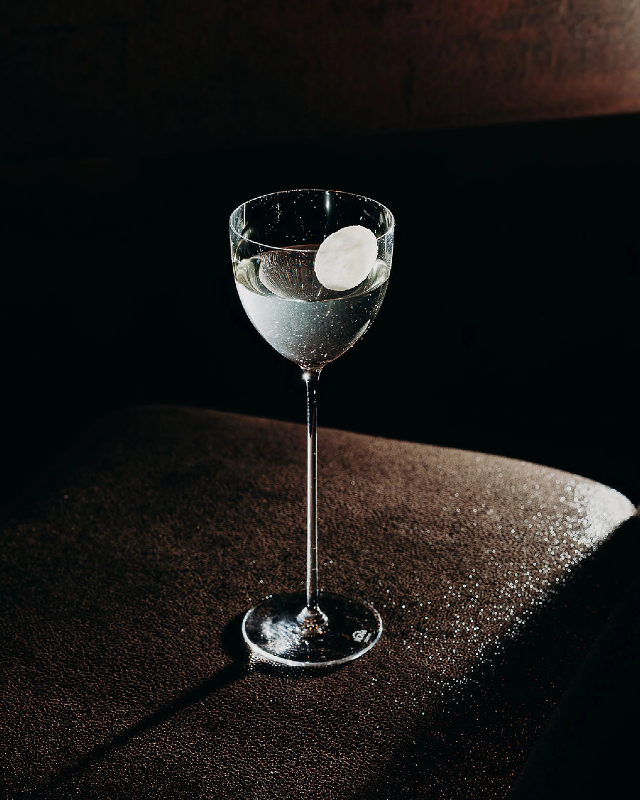 La confessione della Carmen made with:

Belvedere 10
Quaglia B&egrave;rto Vermouth di Torino  Extra Dry
Quaglia B&egrave;rto Vermouth di Torino Superiore Bianco
Bitter from Our Garden
Marinade emulsion

#CLCW26 #ComoLakeCocktailWeek #ComoLake #Filari