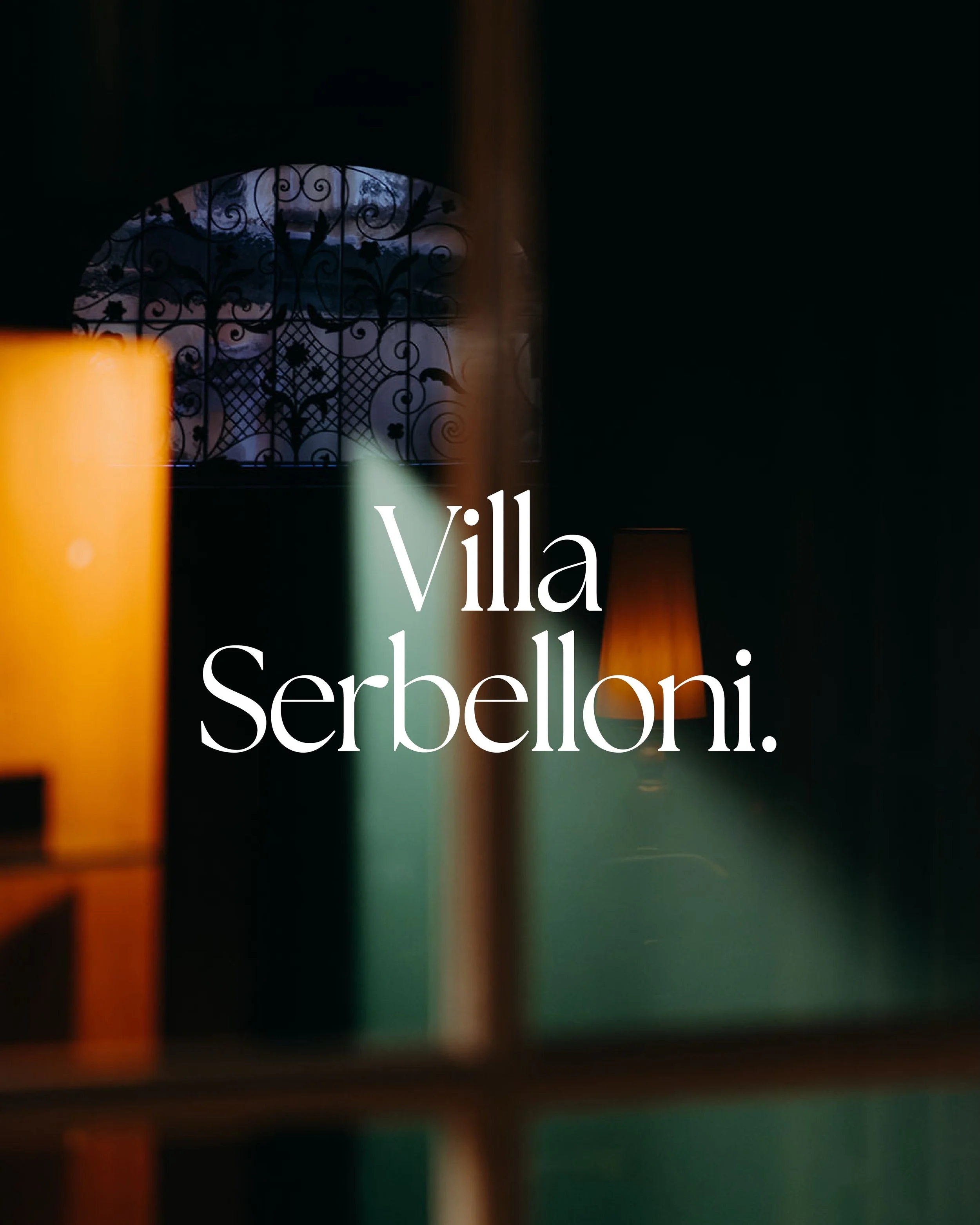 Swan Lake brings Čajkovskij&rsquo;s feverish choreography into the glass.

Created by @alessandro_buonadonna at @villaserbellonibellagio , the cocktail moves between grace and tension.

Discover this perfect performance during Como Lake Cocktail Week