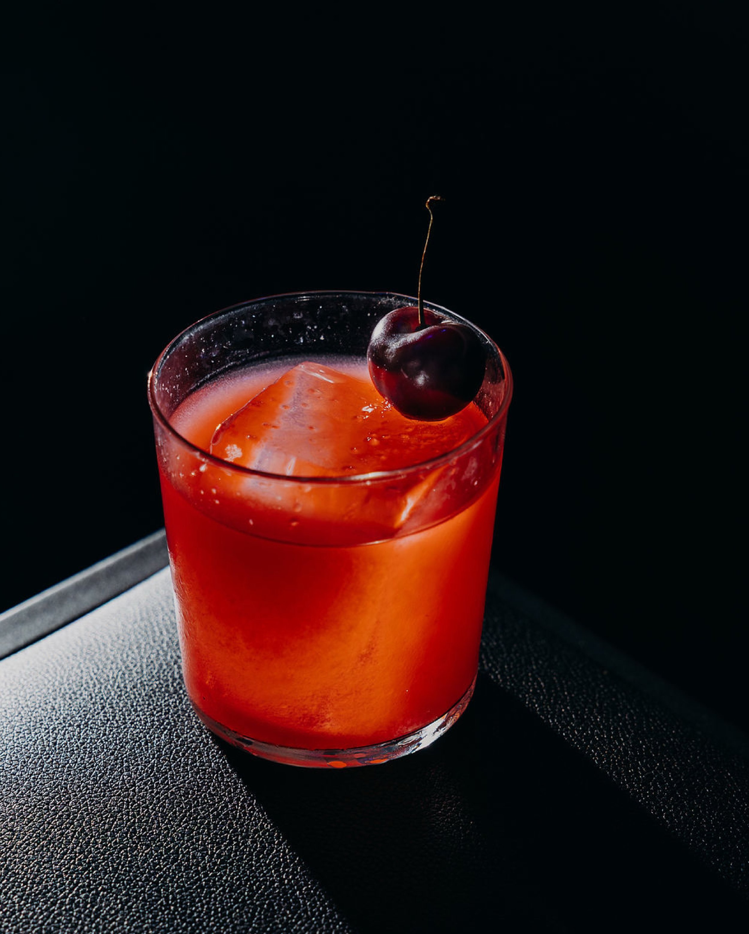 Liquore di Binks made with:

Diplom&aacute;tico Rum xxx milk wash
Cherry extract
Cherry tart syrup
Cardamom

#CLCW26 #ComoLakeCocktailWeek #ComoLake #DareCocktailBar