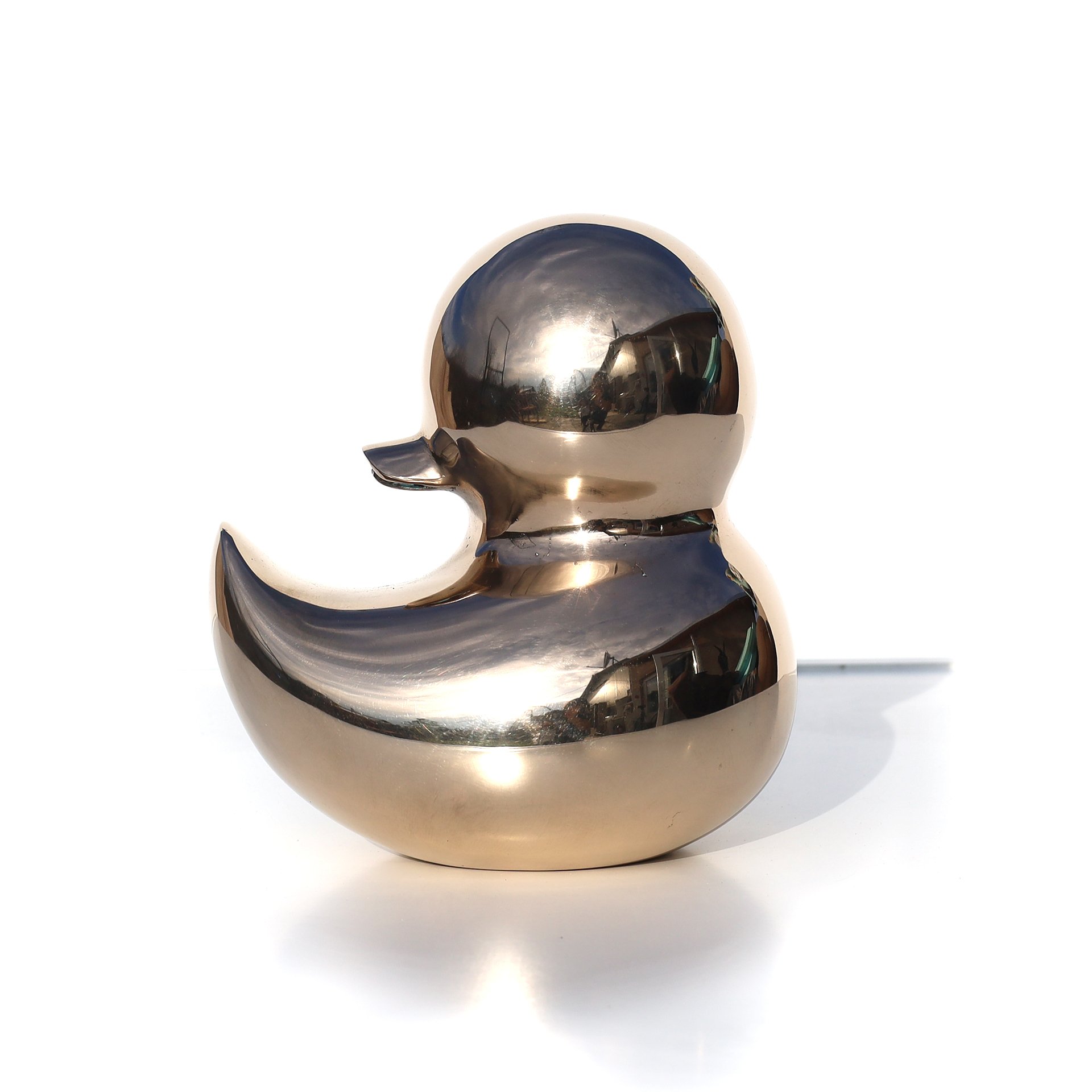 Over your shoulder/ bronze / 2025