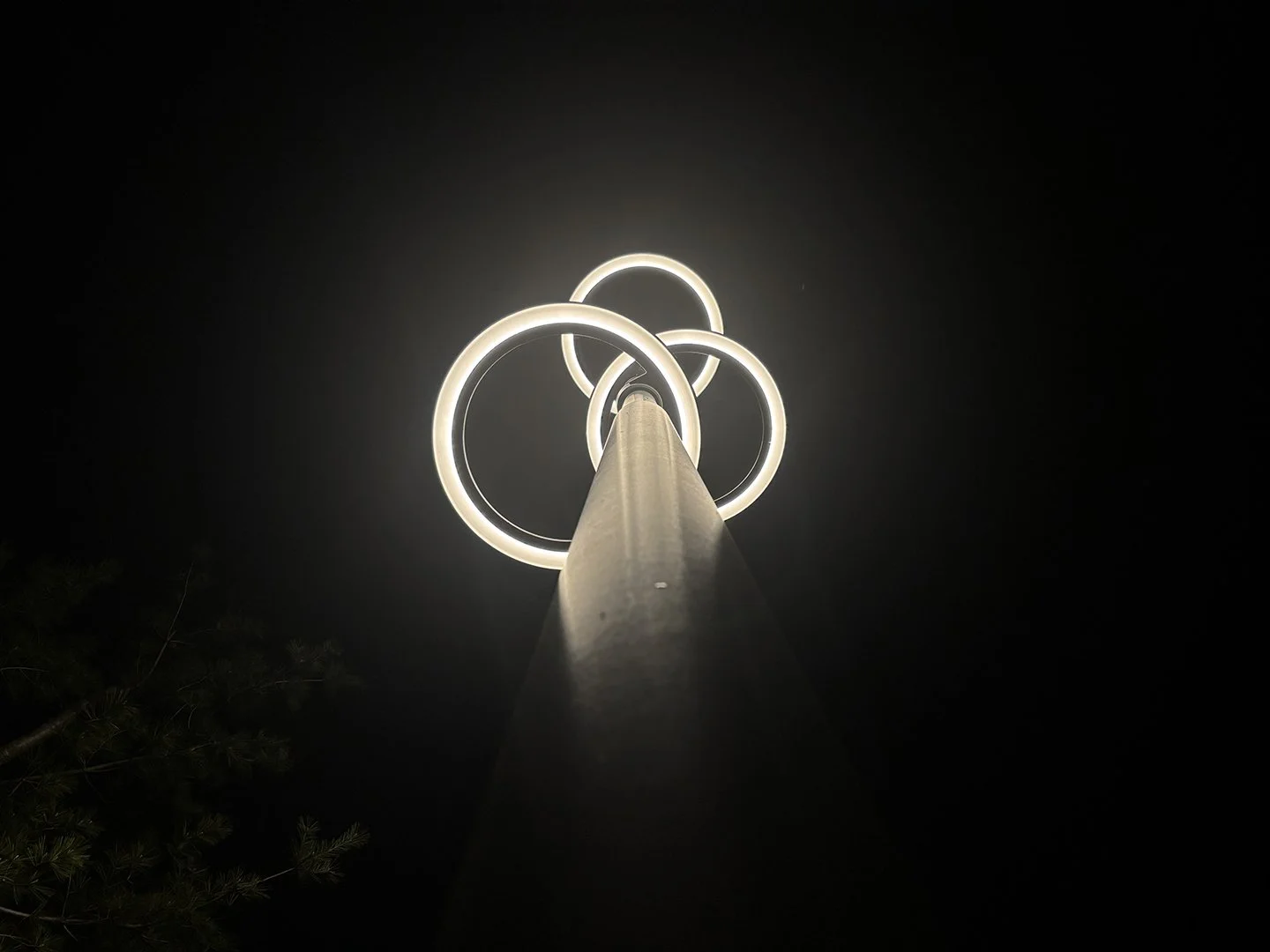 LandscapeForms-3RingLight.jpg