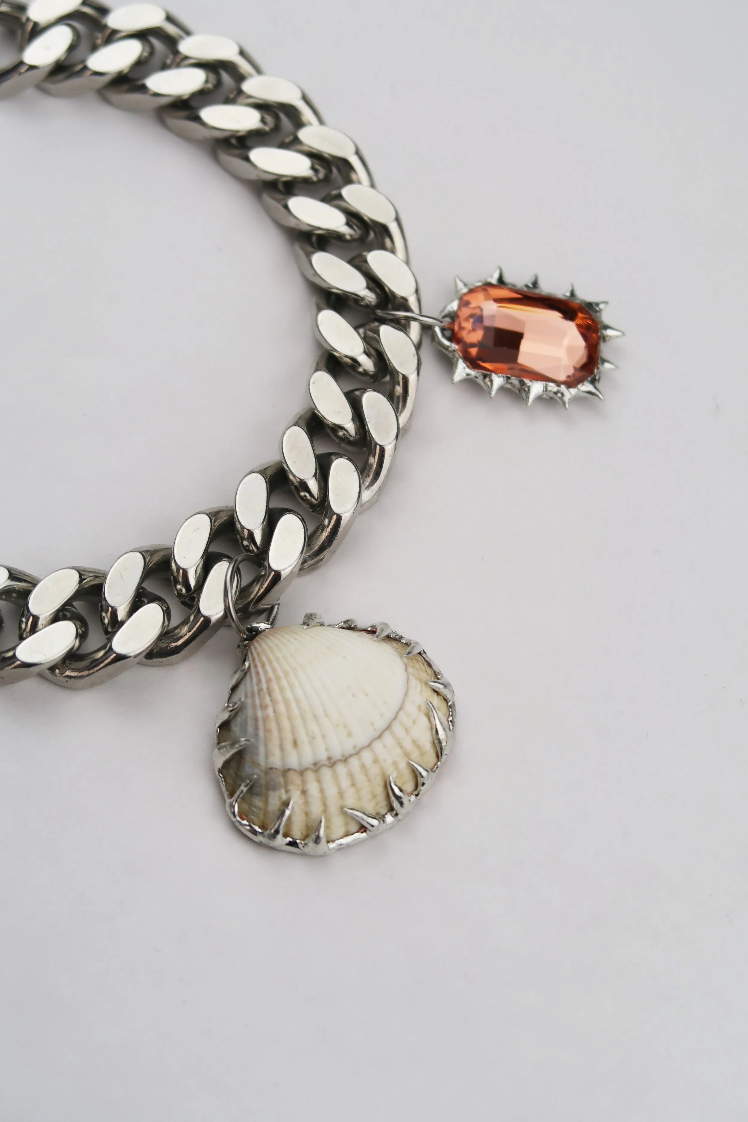 CHEVILLE DETAIL2.jpg