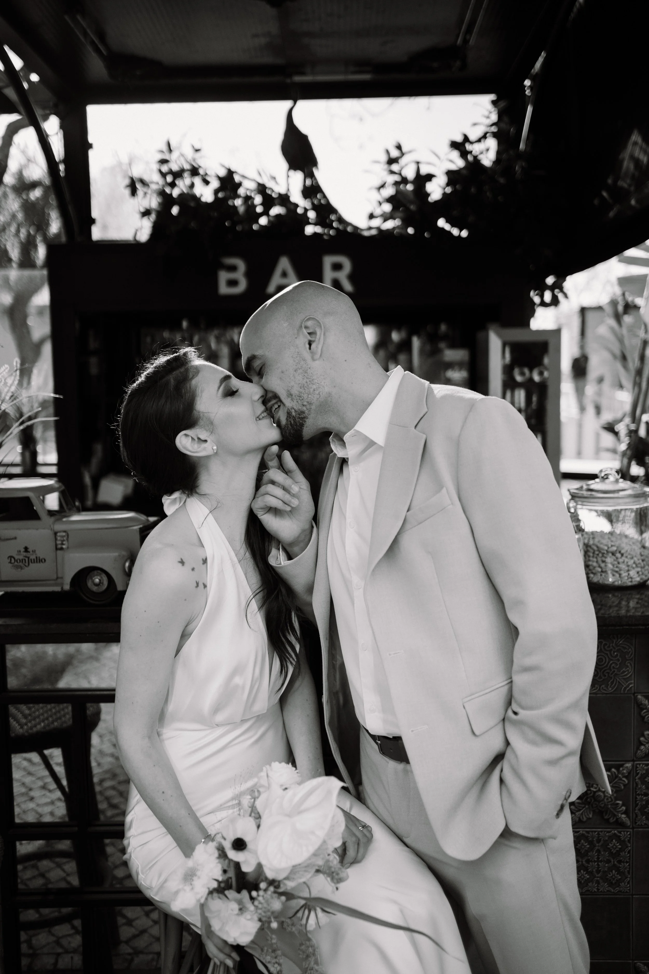 Civil Wedding in the Algarve – Rita & Bruno | Adriana Urbano Photography | Columbus Bar