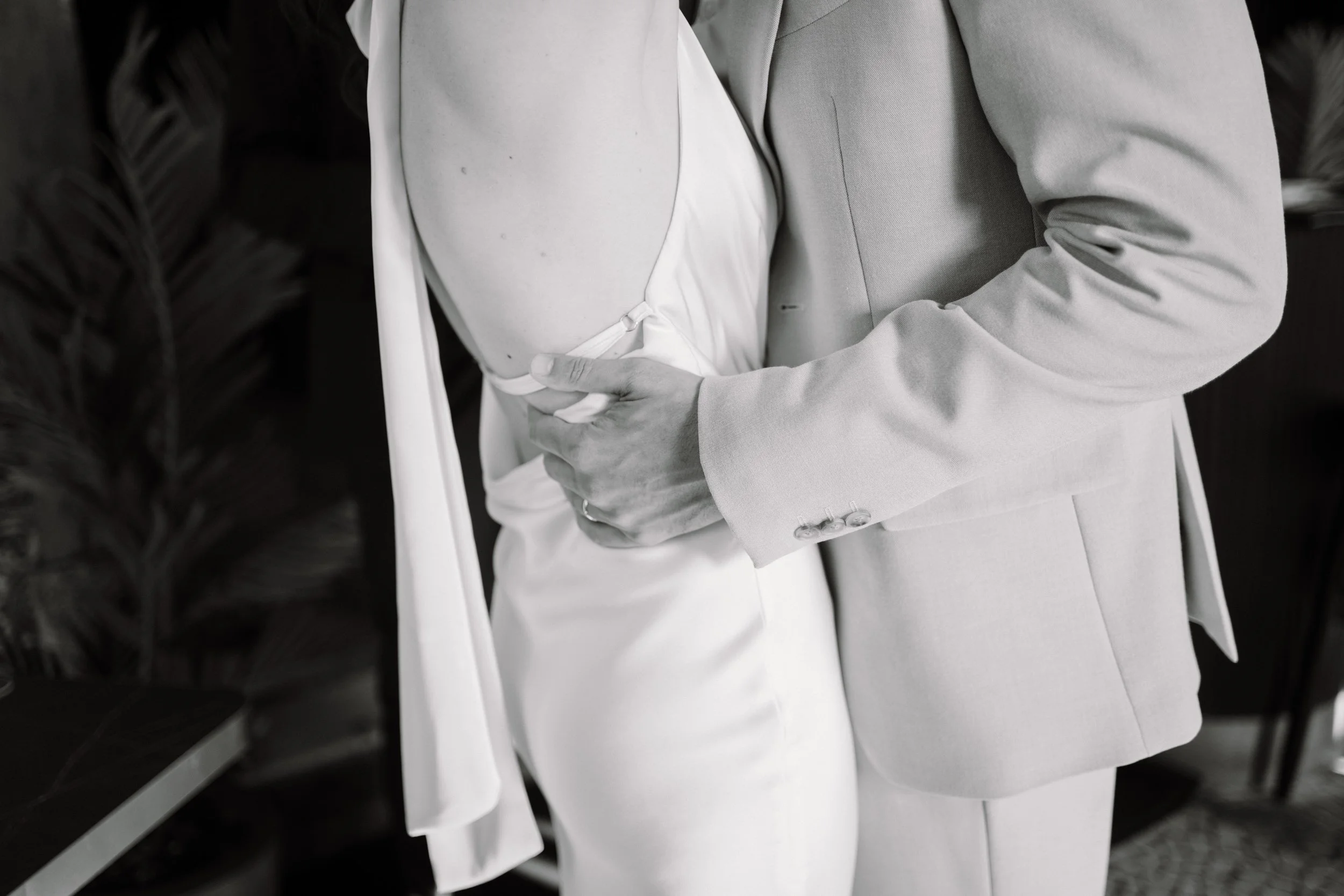 Civil Wedding in the Algarve – Rita & Bruno | Adriana Urbano Photography | Columbus Bar