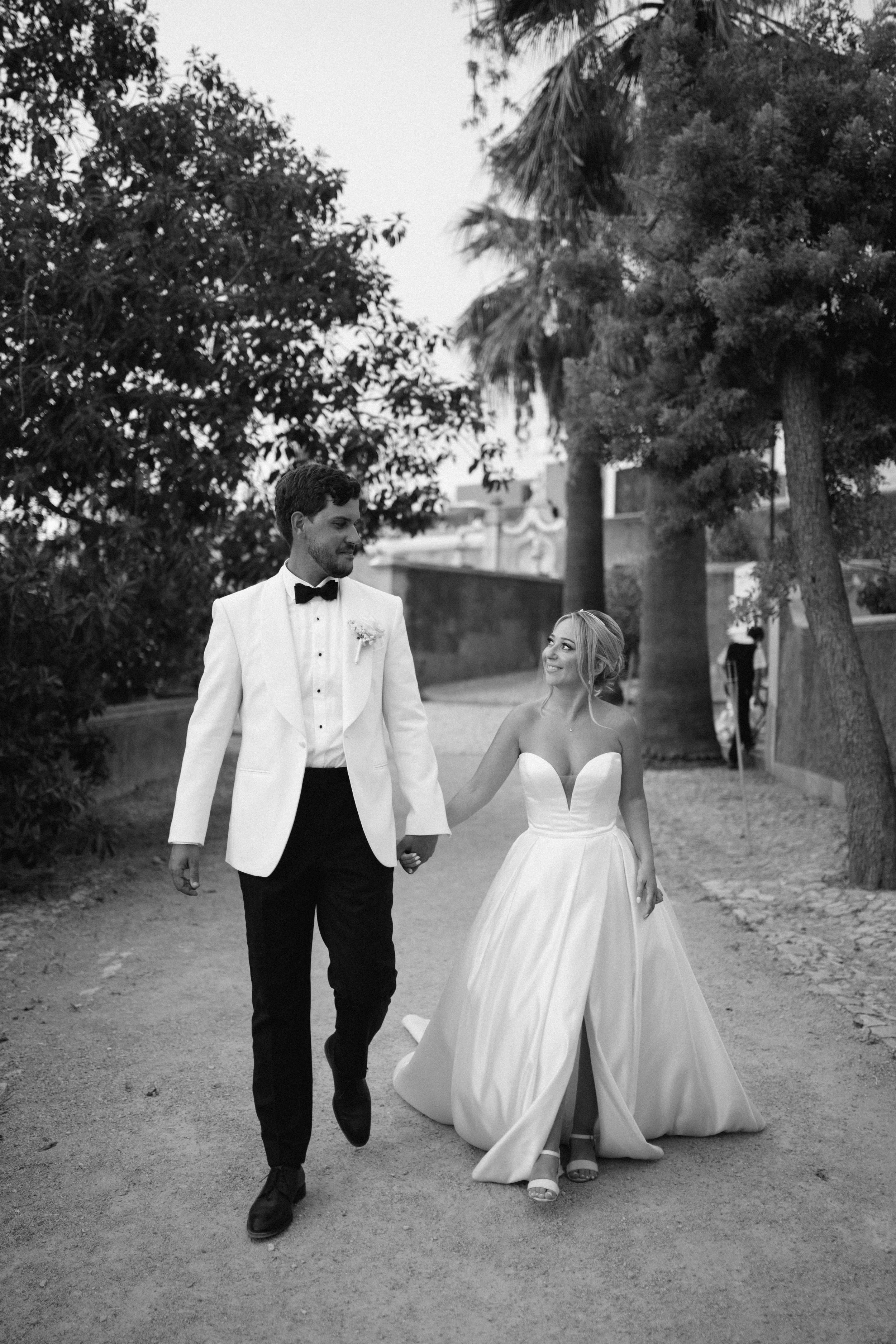 Destination Wedding in Portugal |Palacio de estoi | Adriana Urbano Photography90.jpg