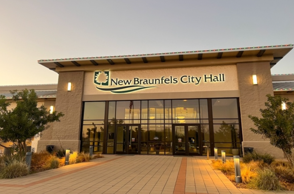 New Braunfels approves agreement to place mental health professional in dispatch center