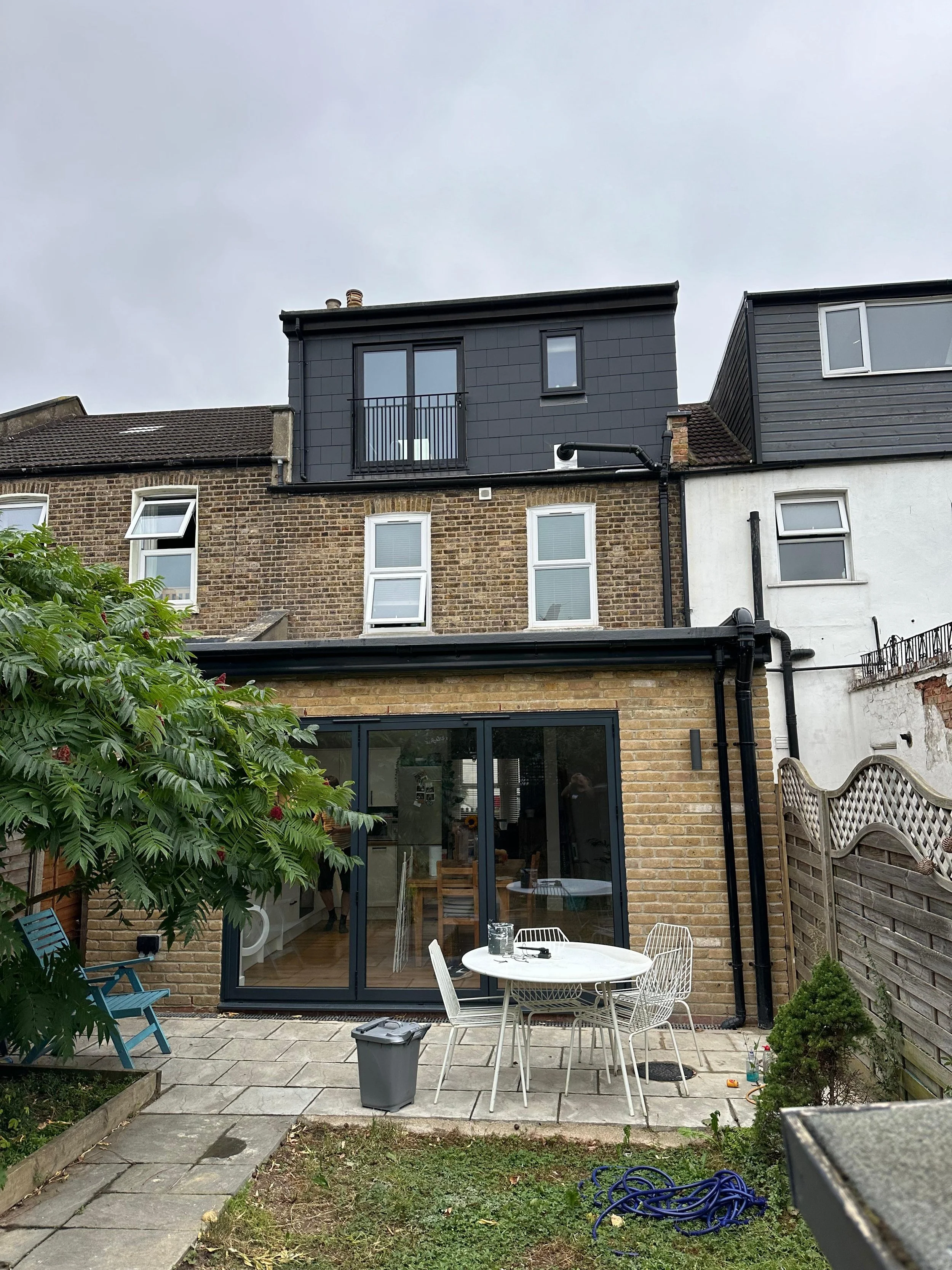 WhatsApp Image 2025-11-25 at 18.30.48_d9ee4346.jpg