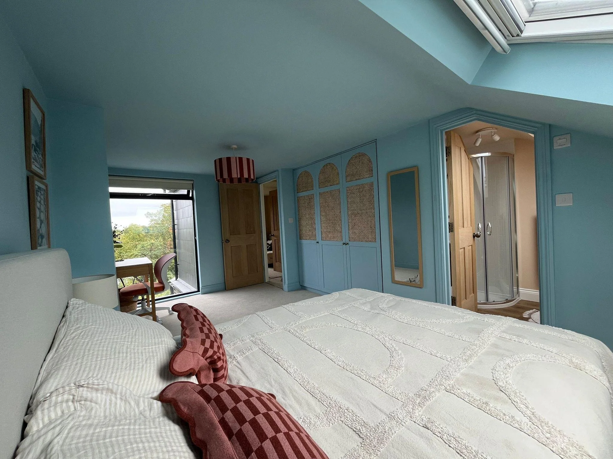 WhatsApp Image 2025-12-04 at 21.27.43 (4).jpeg