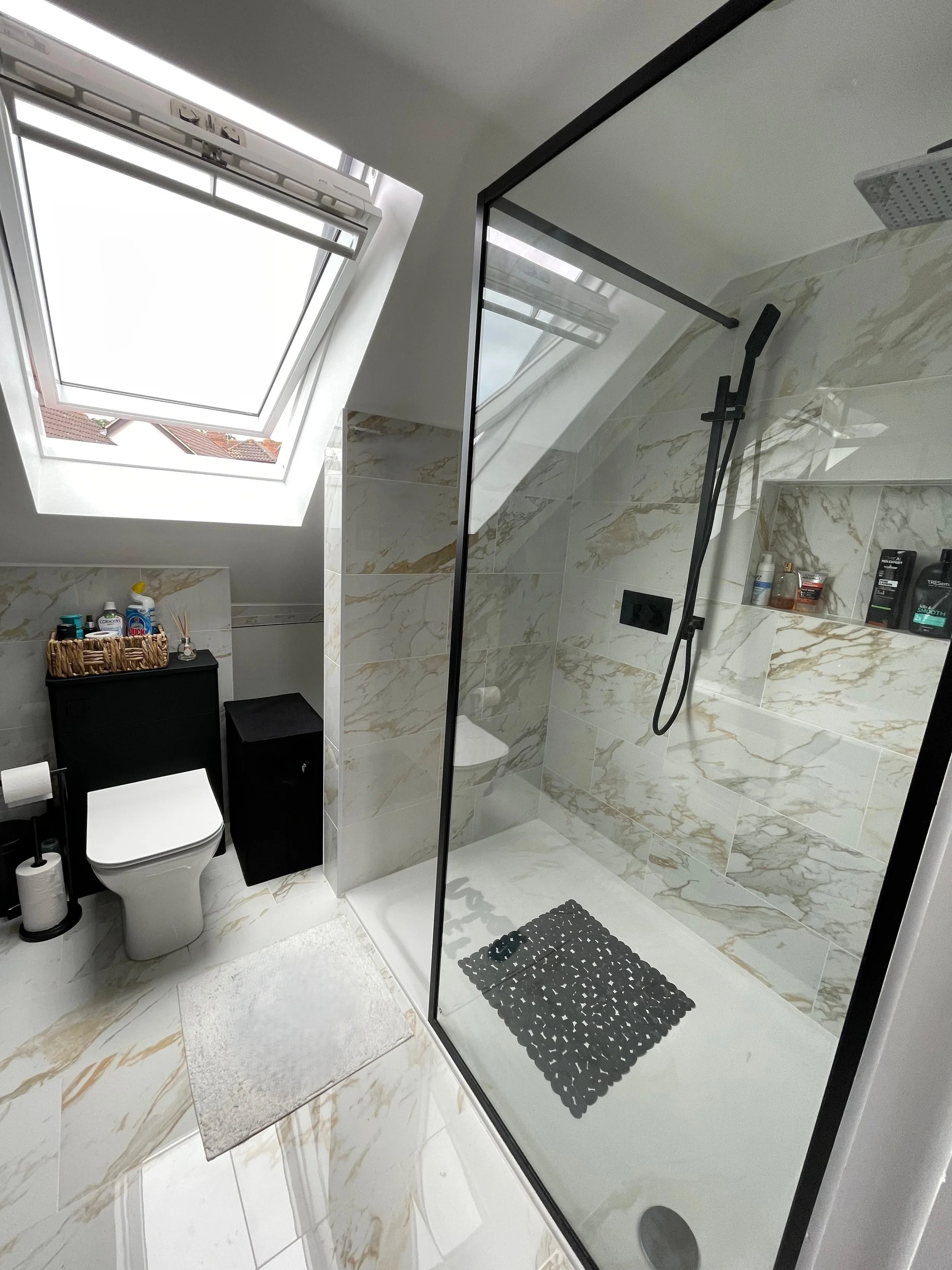 WhatsApp Image 2025-12-04 at 21.20.21 (1).jpeg