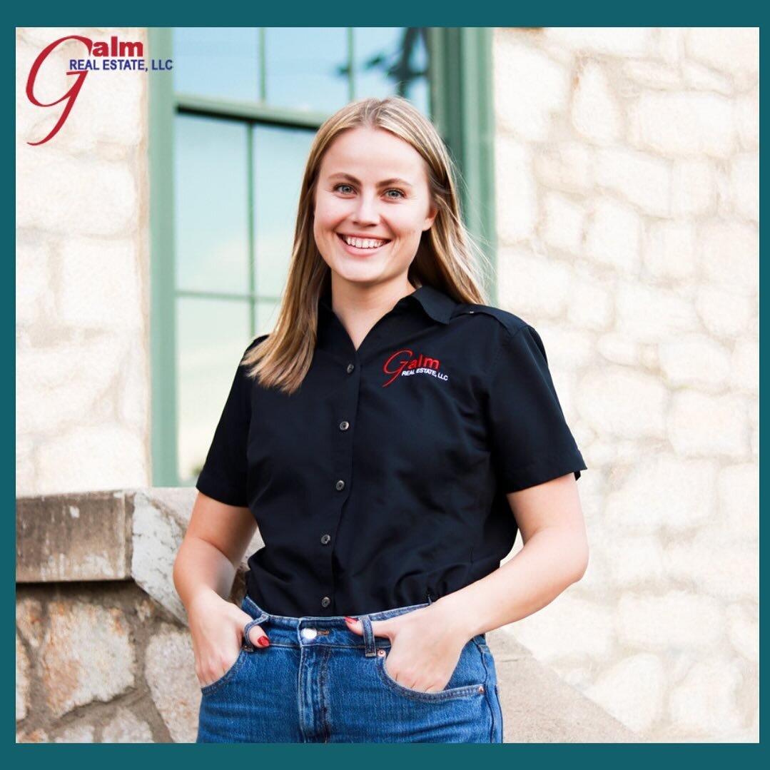 Today, we&rsquo;re celebrating a special milestone as Emma completes her first year with Galm Real Estate! 🏡✨ Emma isn&rsquo;t just an exceptional agent; she&rsquo;s also an incredible office manager who keeps everything running smoothly. Her brilli